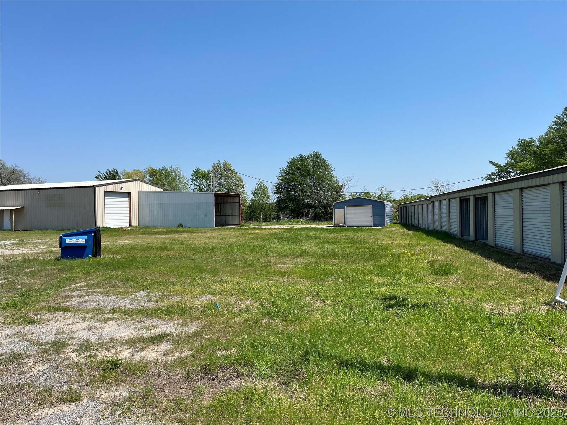 3756 S Mississippi Property Photo 6