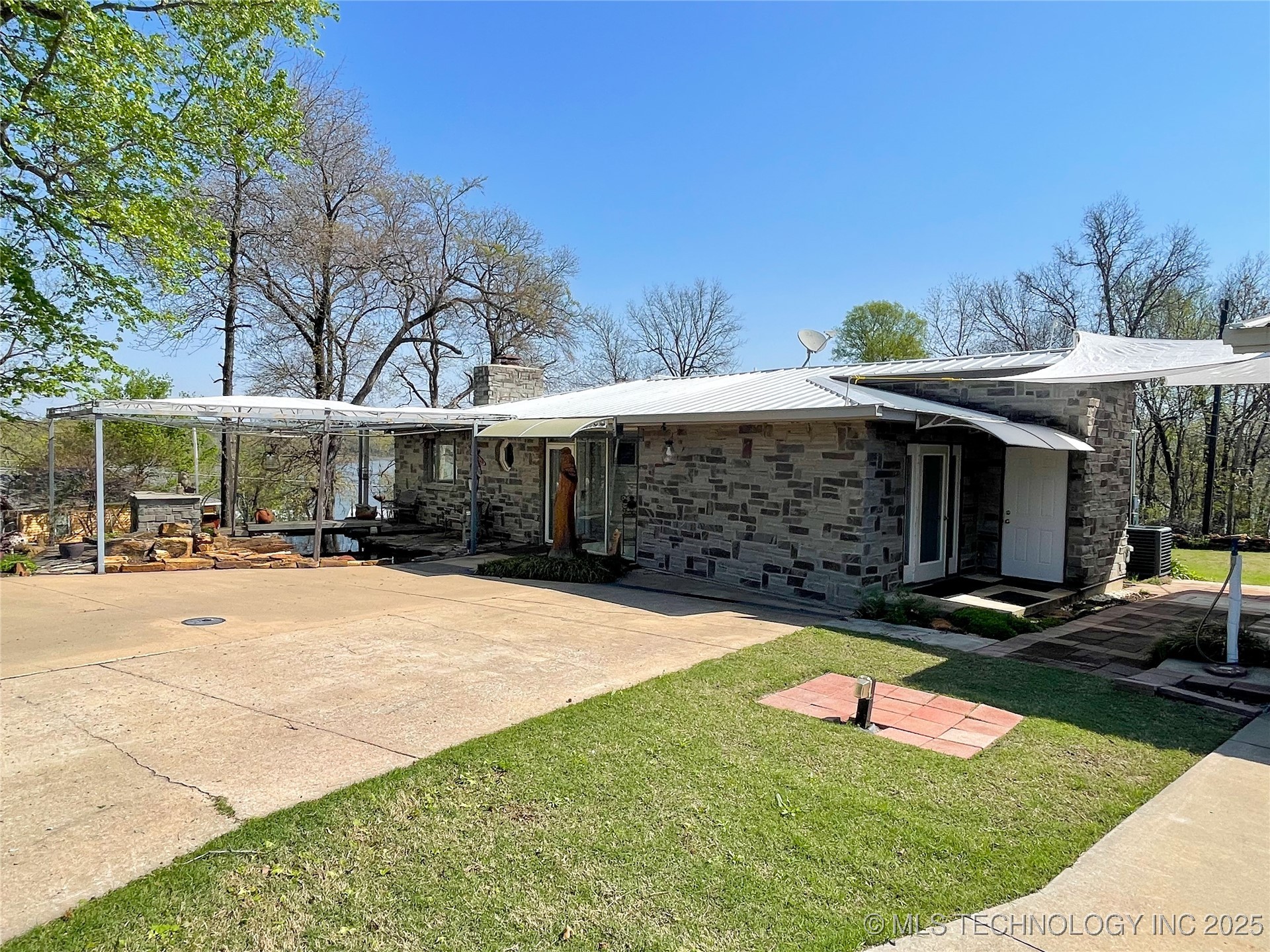 72036 S 324 Road Property Photo 1
