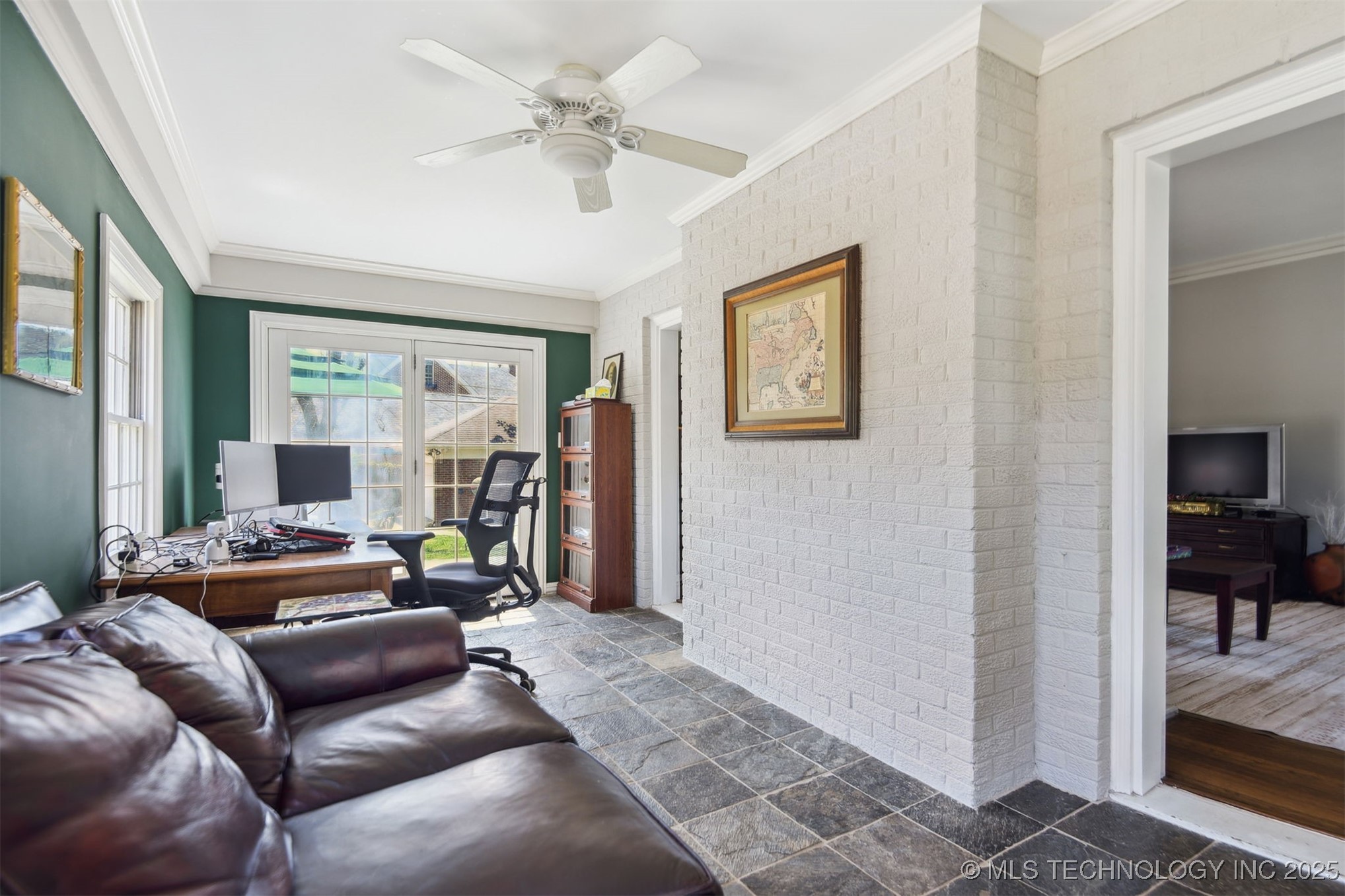 1266 E 28th Street Property Photo 15