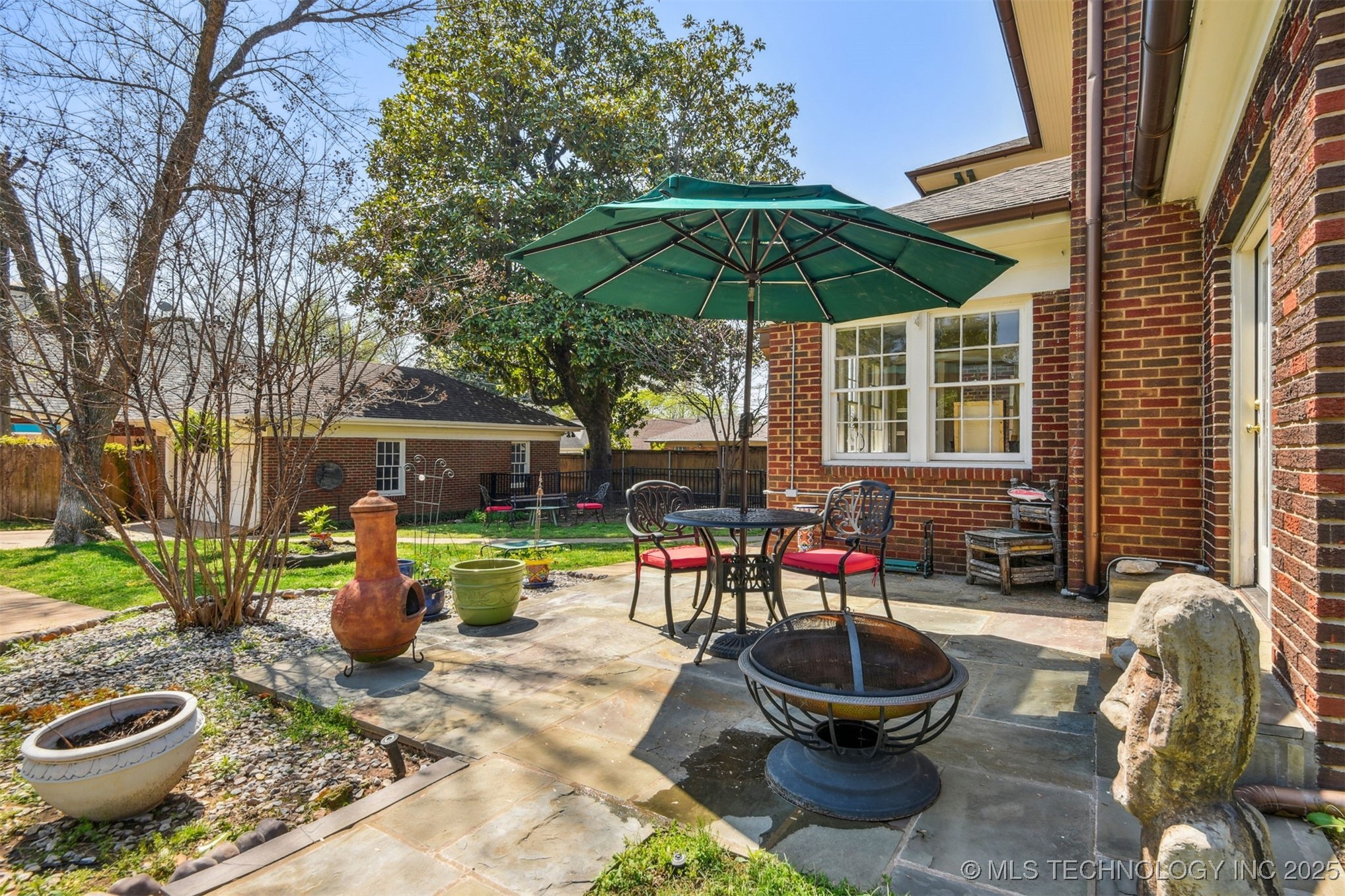 1266 E 28th Street Property Photo 45