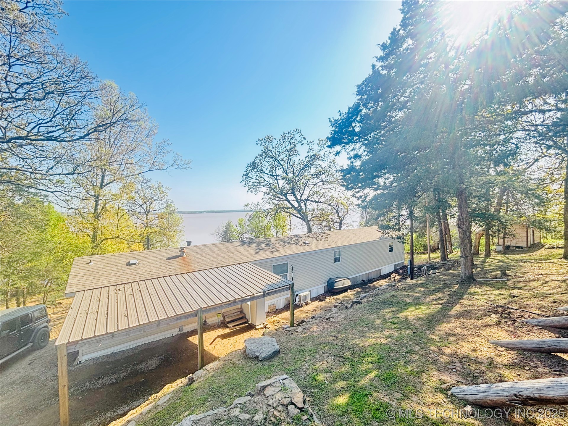 416614 Caribou Lane Property Photo 1