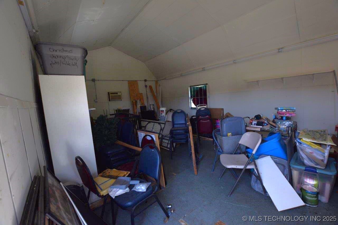 108 Main Street Property Photo 6