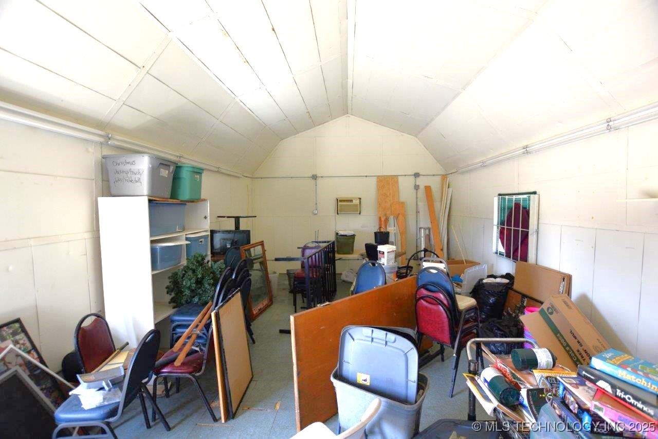 108 Main Street Property Photo 7