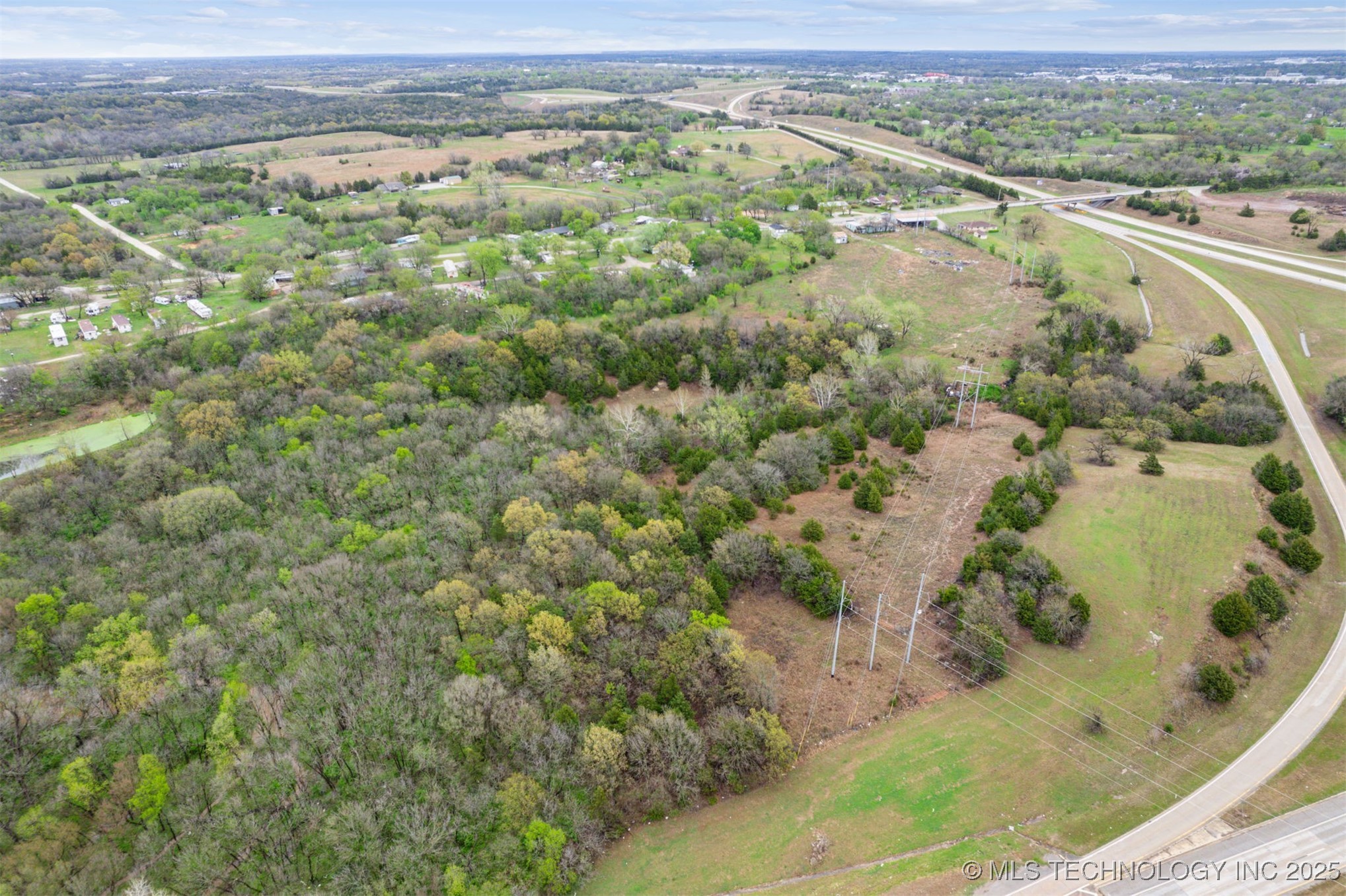 1521 Sandy Creek Property Photo 10
