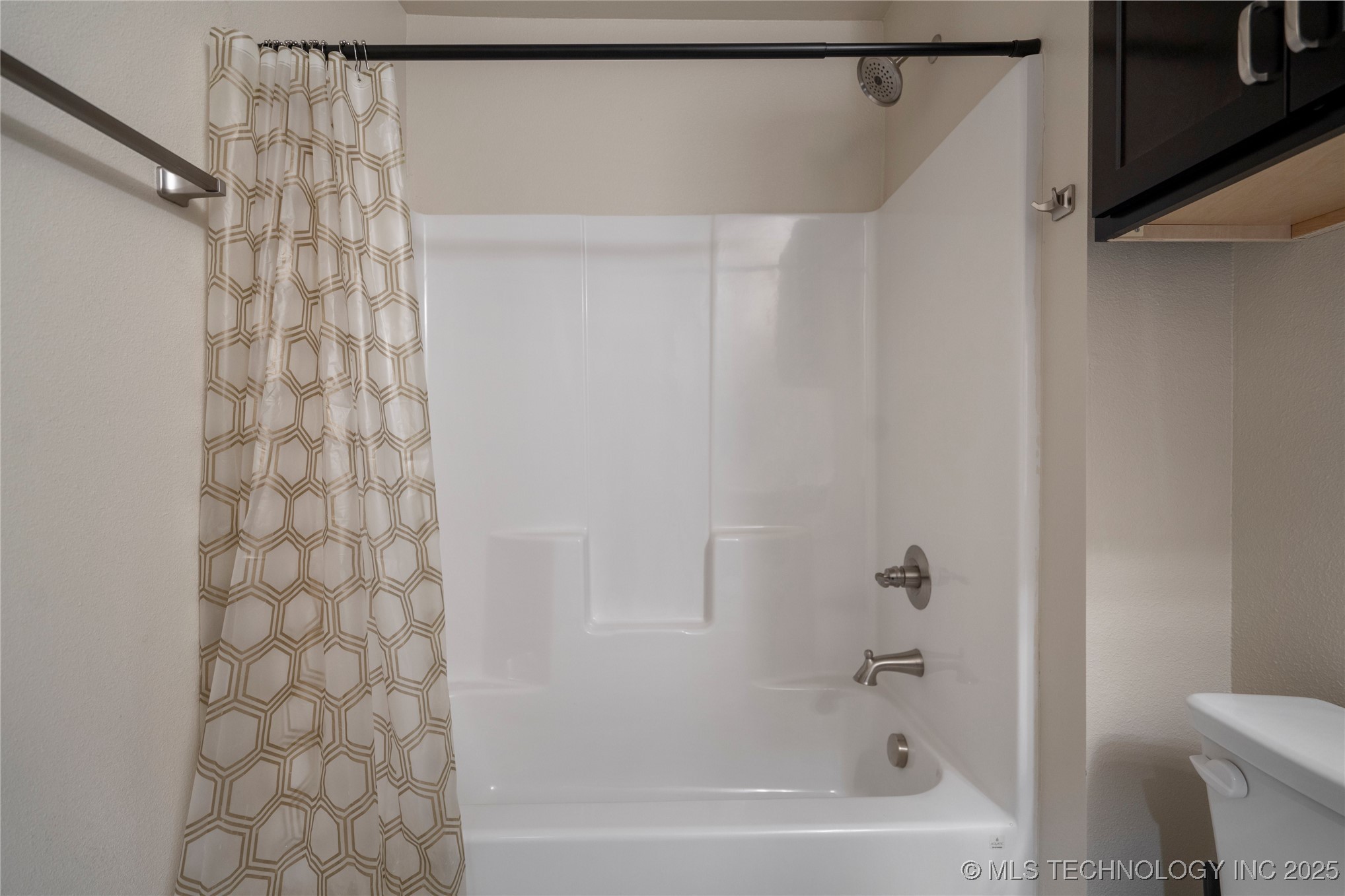 1713 N Oswego Place Property Photo 31