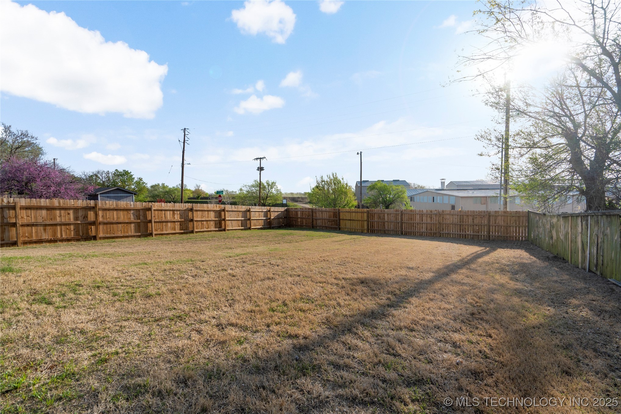 1713 N Oswego Place Property Photo 33