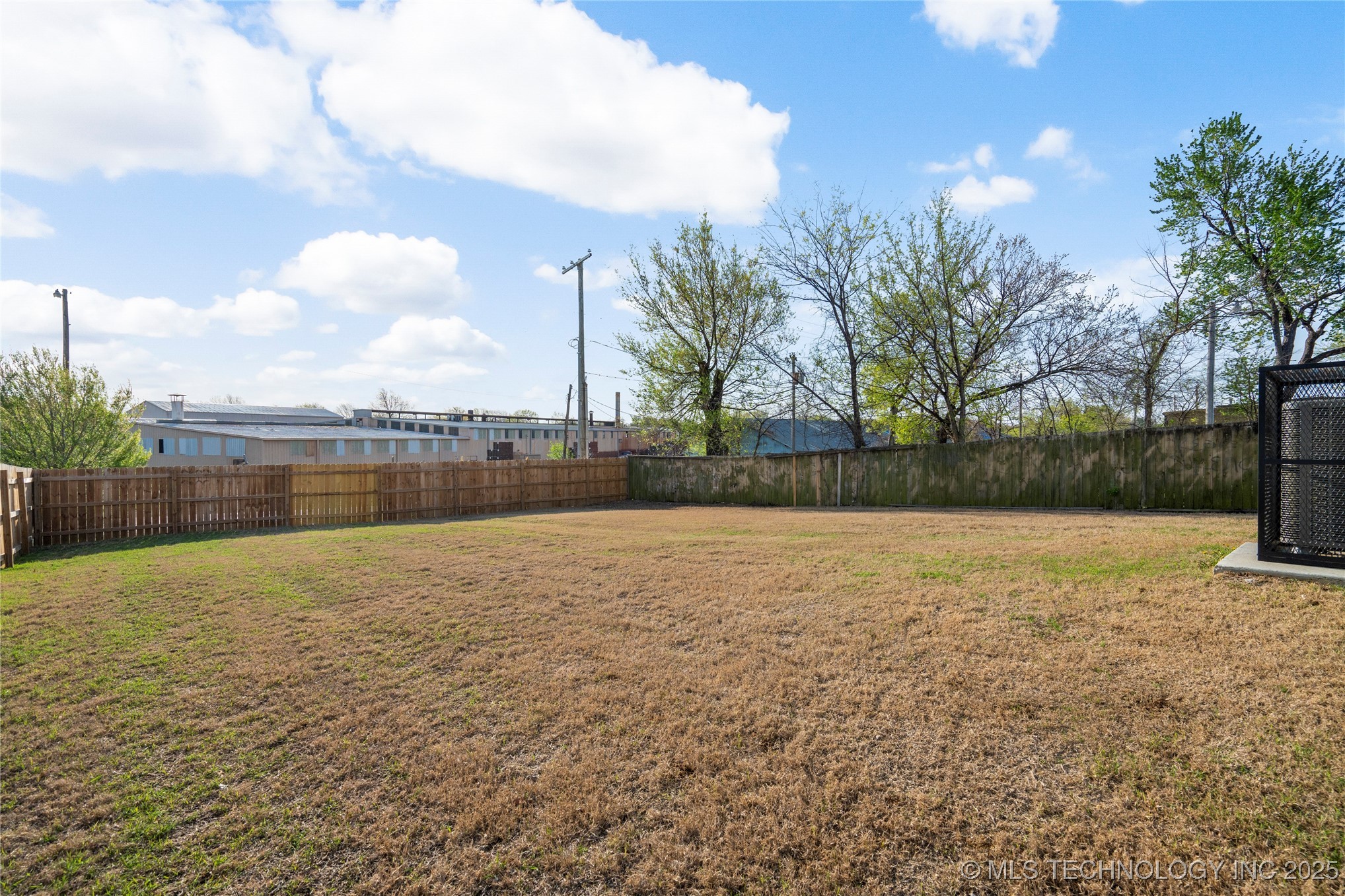 1713 N Oswego Place Property Photo 34