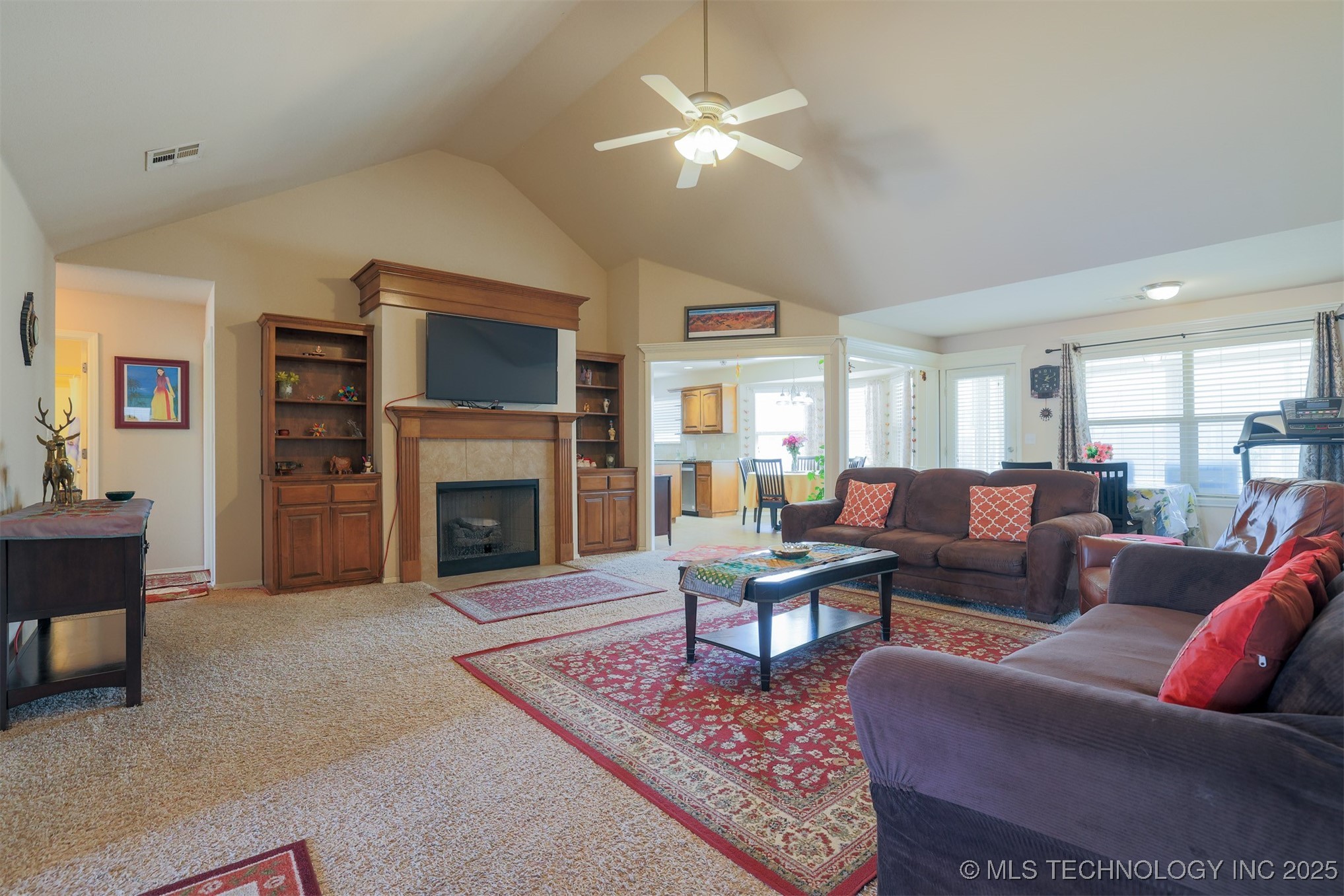 13310 E 42nd Street Property Photo 12