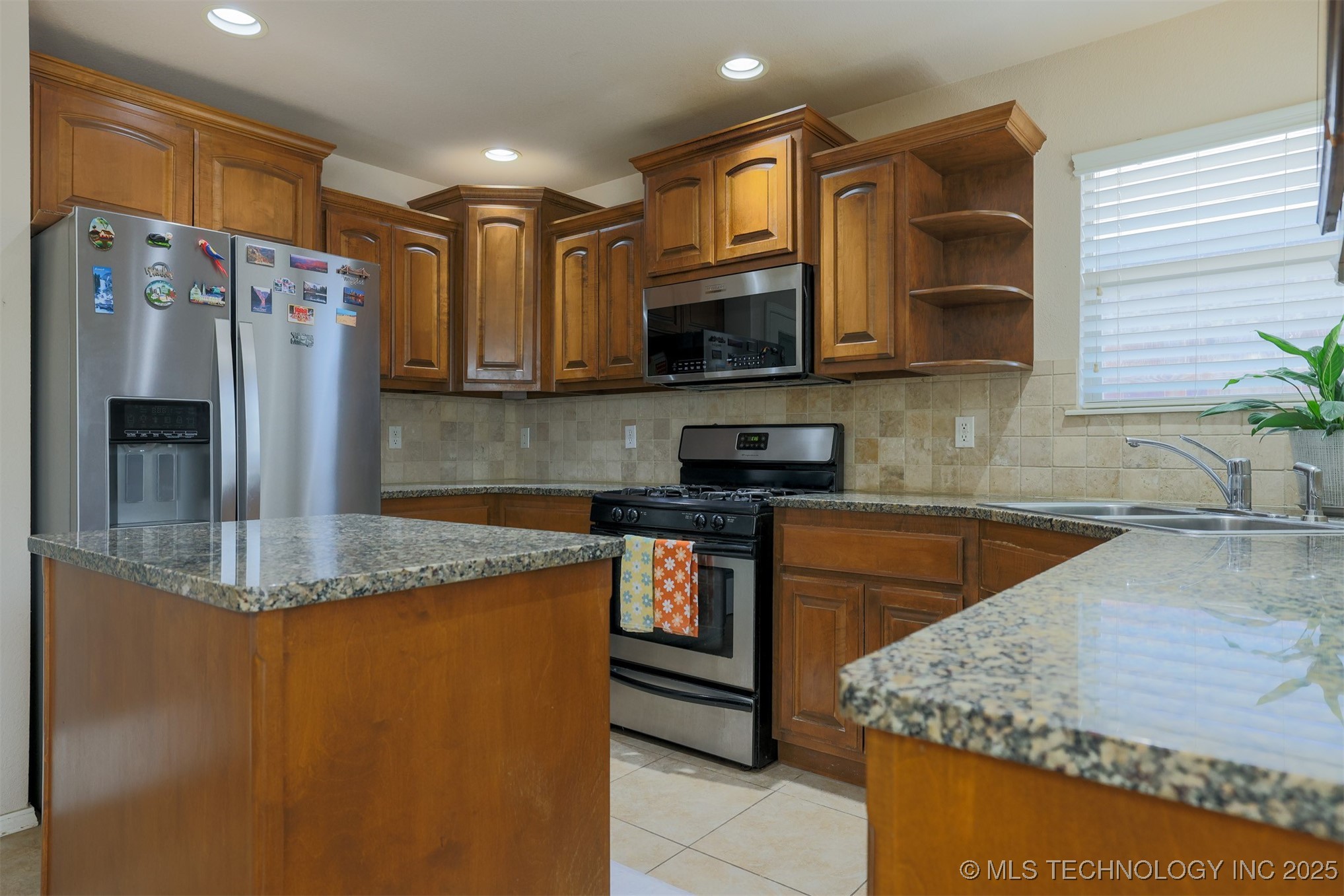 13310 E 42nd Street Property Photo 15