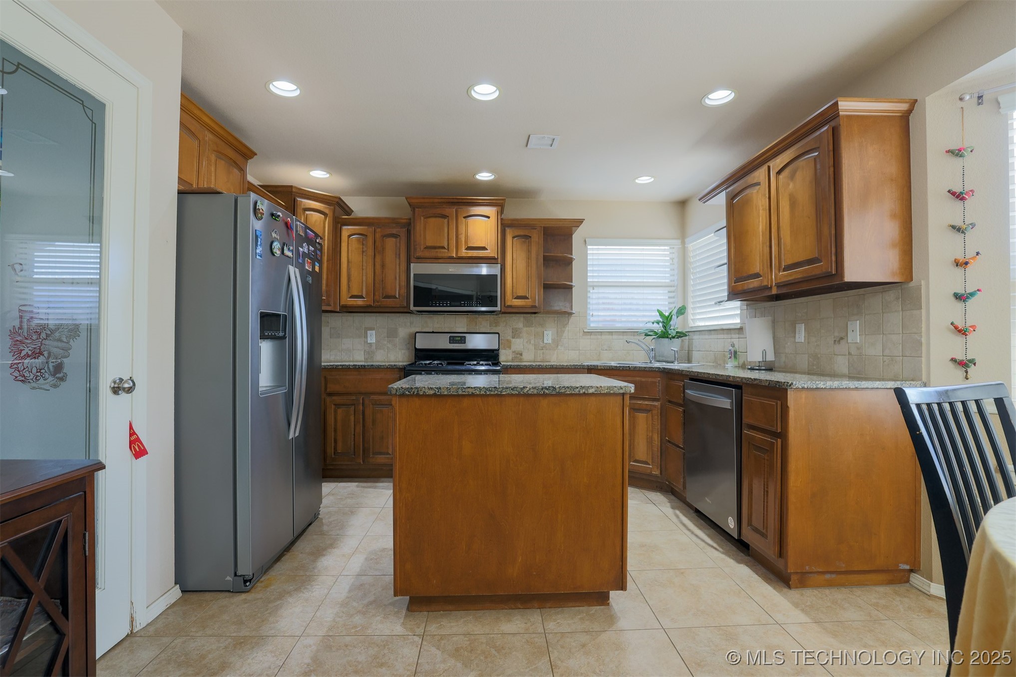 13310 E 42nd Street Property Photo 16