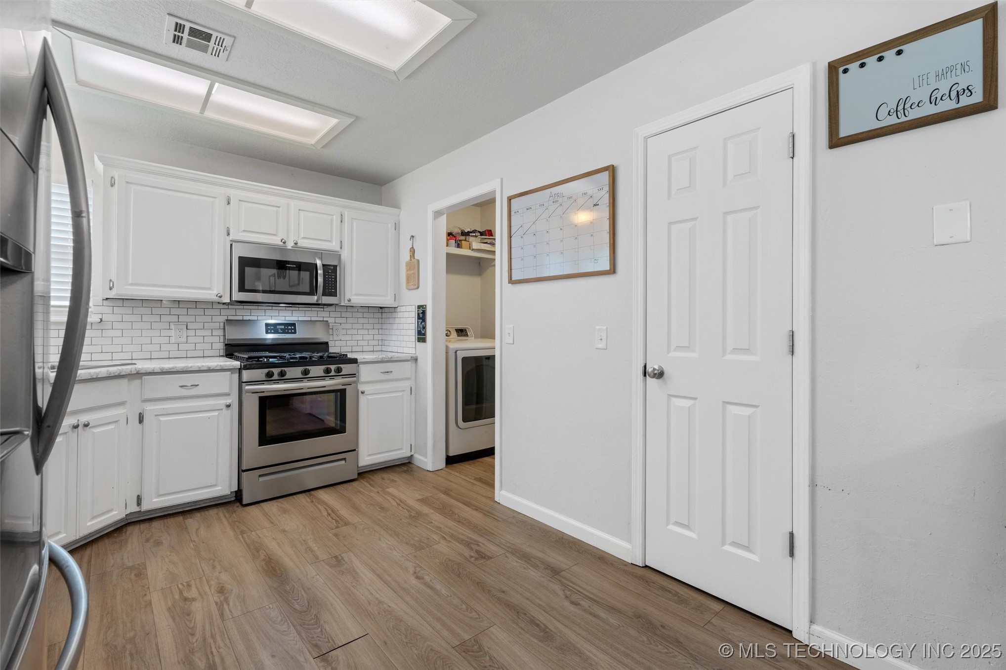 358 S Avenue F Avenue Property Photo 12