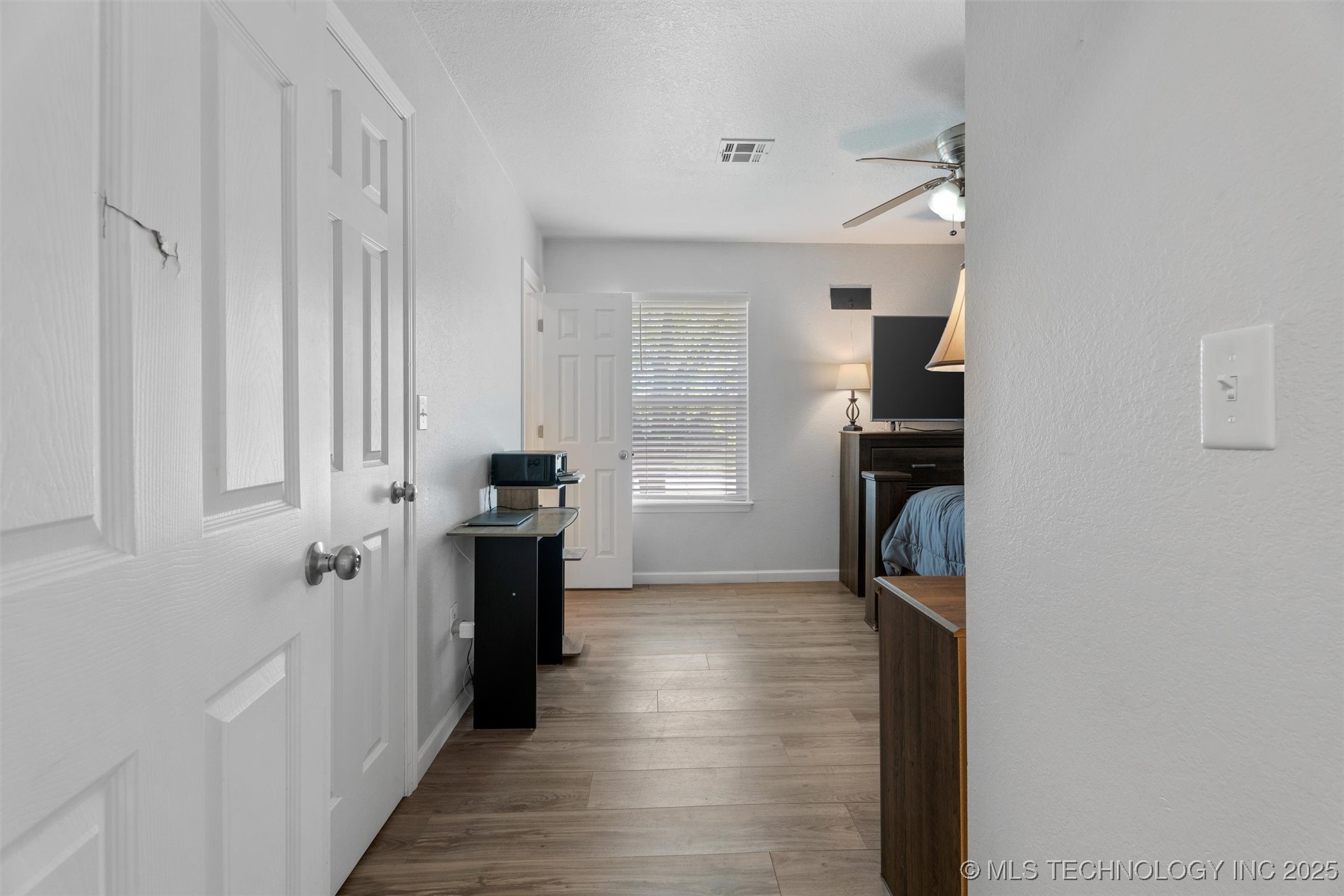 358 S Avenue F Avenue Property Photo 21