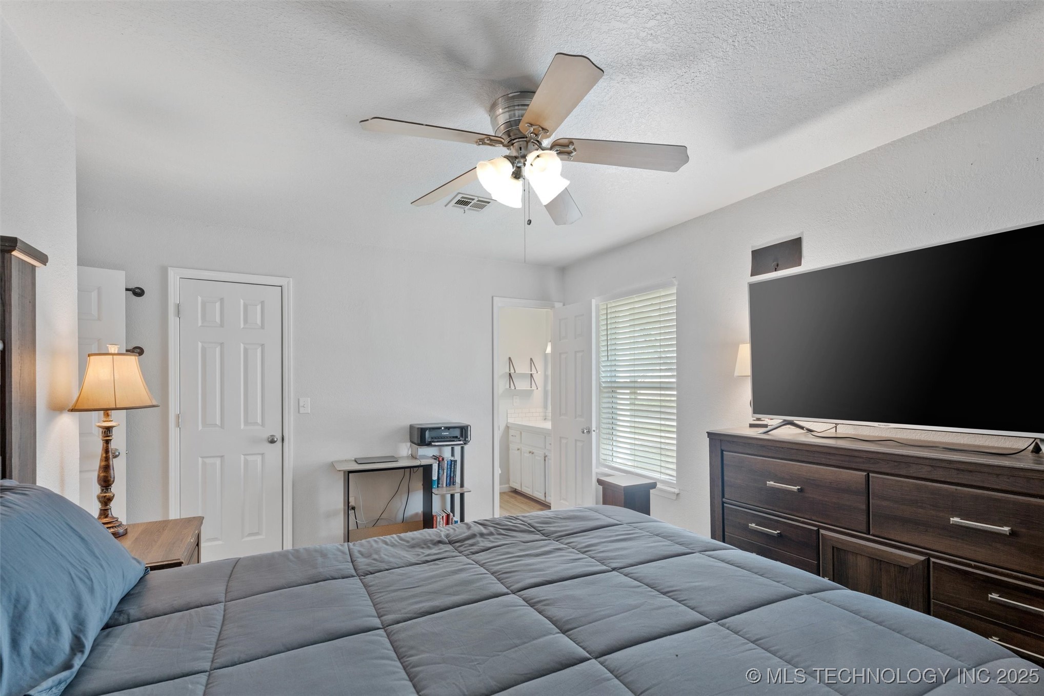 358 S Avenue F Avenue Property Photo 22