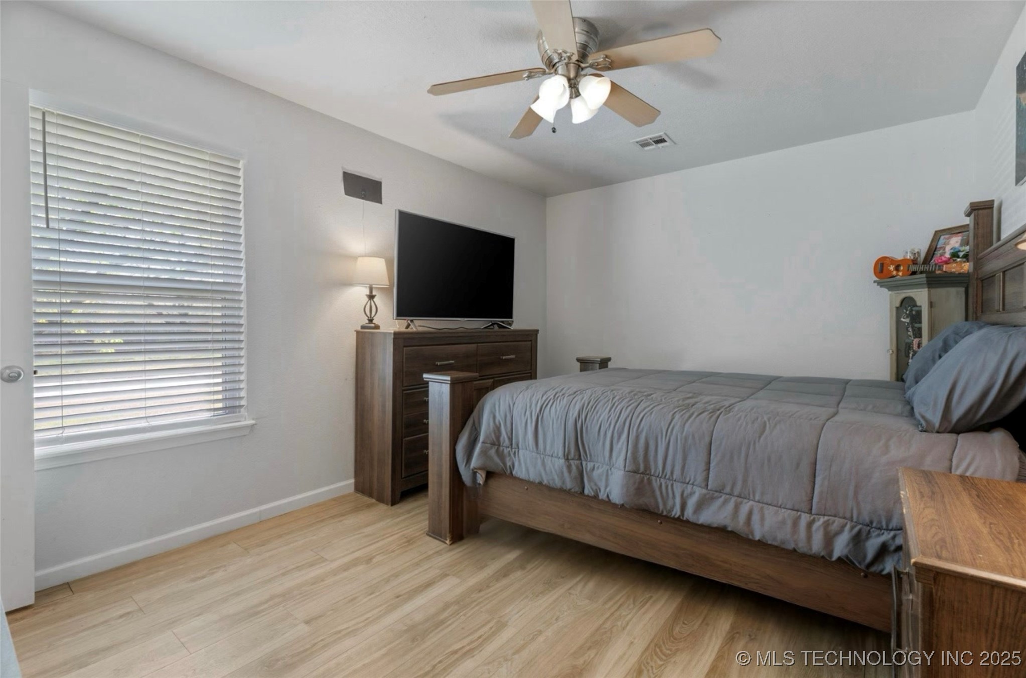 358 S Avenue F Avenue Property Photo 24