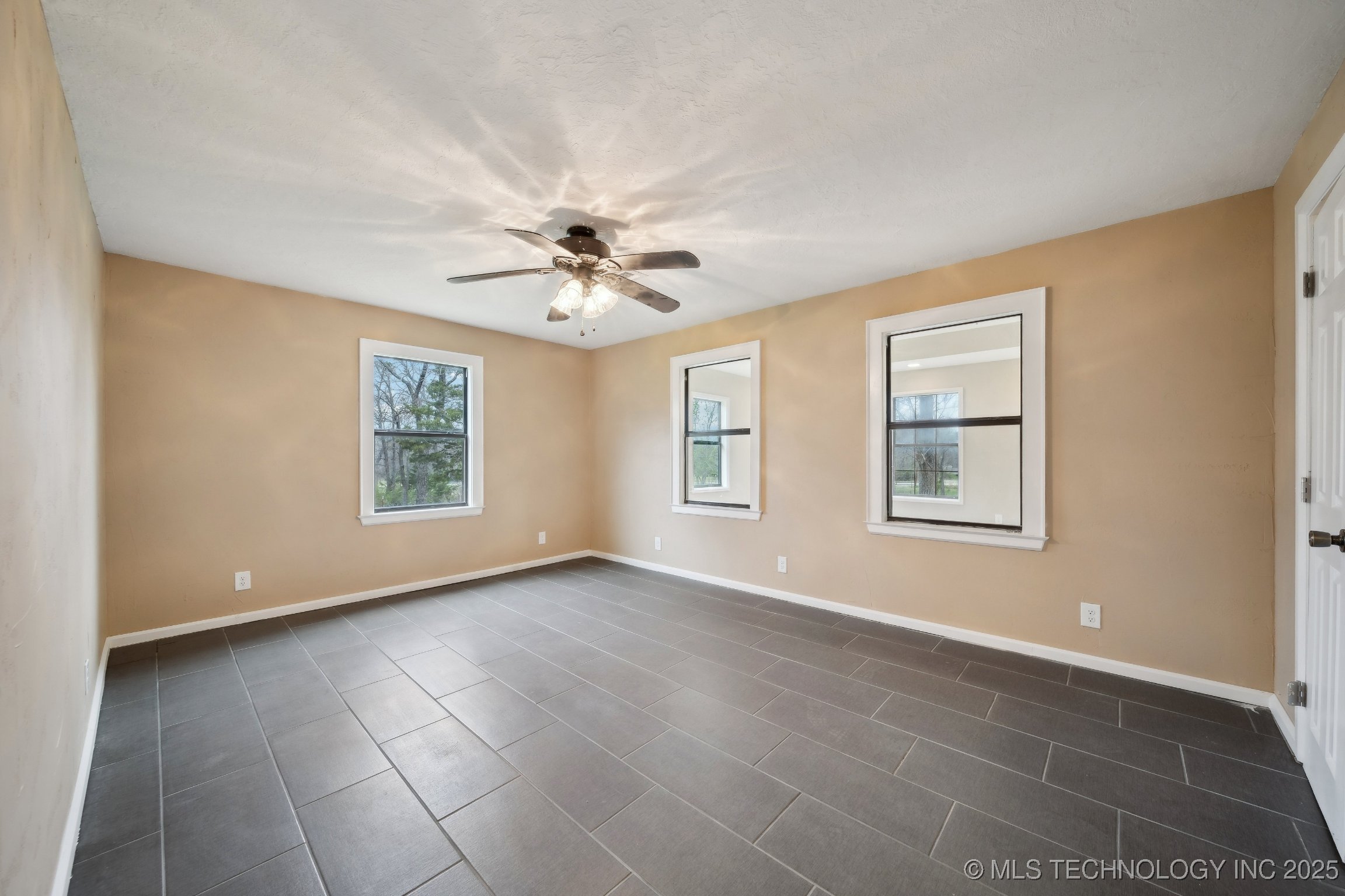 15338 S Brewster Road Property Photo 26