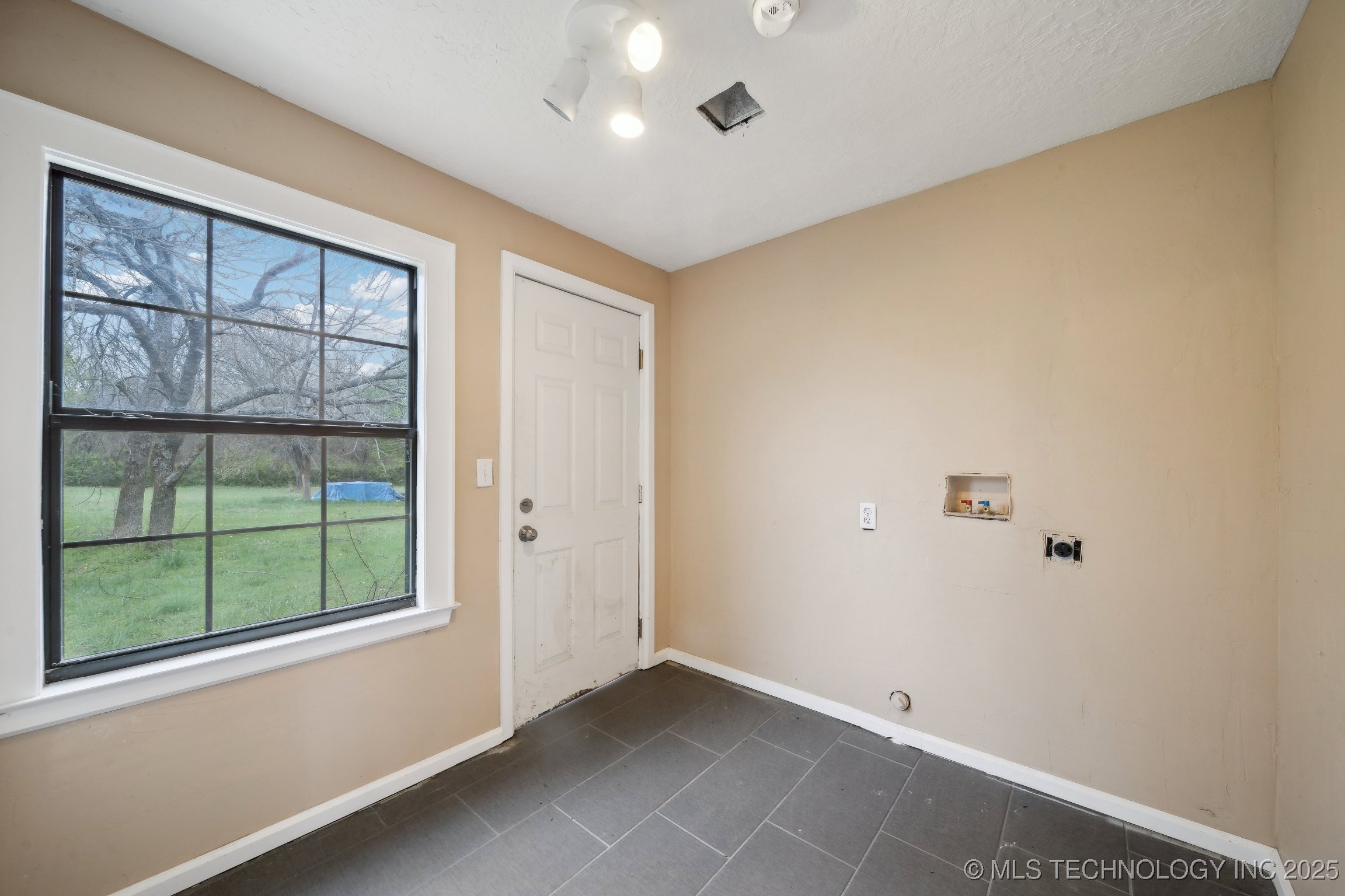 15338 S Brewster Road Property Photo 30