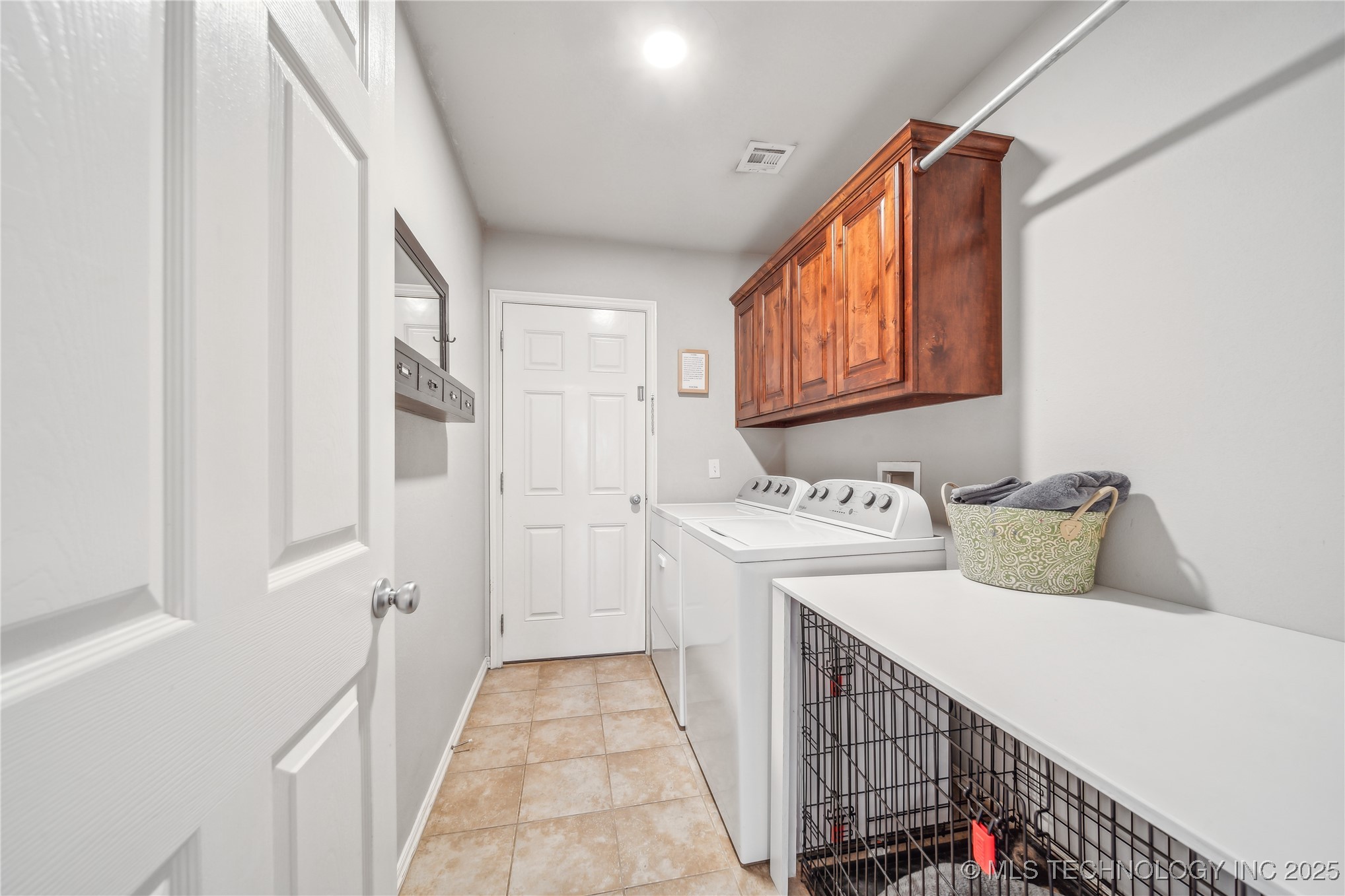 2505 W Mobile Place Property Photo 15
