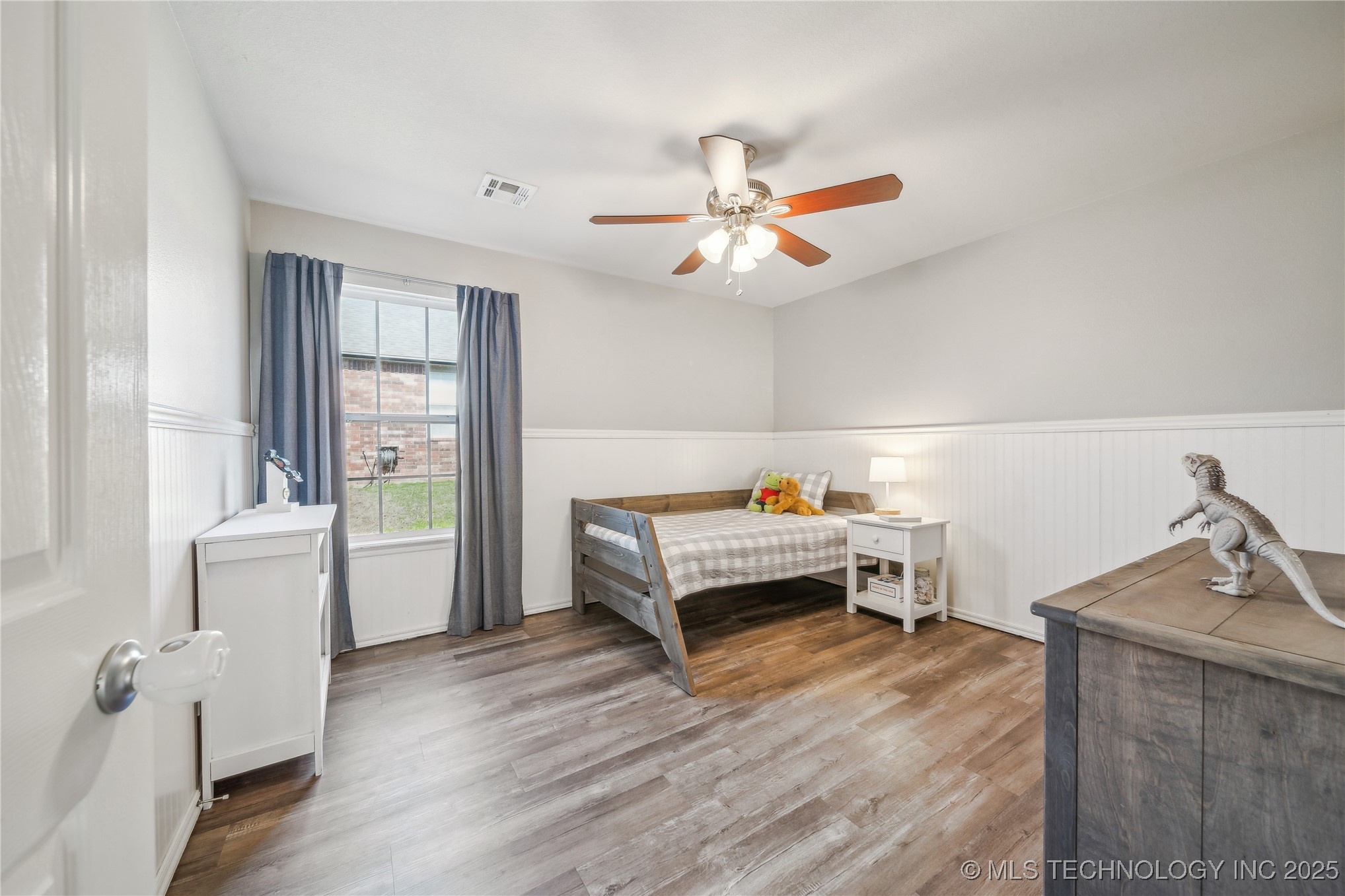 2505 W Mobile Place Property Photo 16
