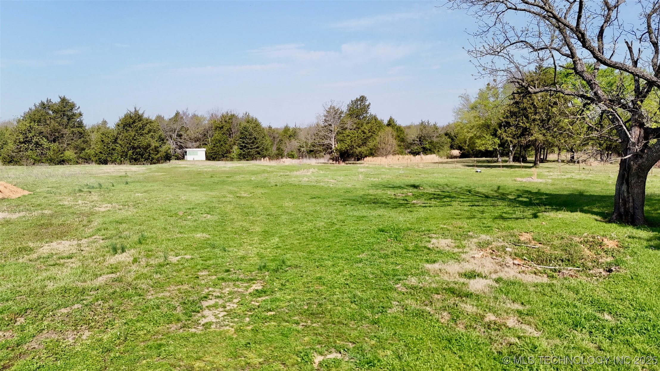 0005 County Road 3570 Property Photo 16
