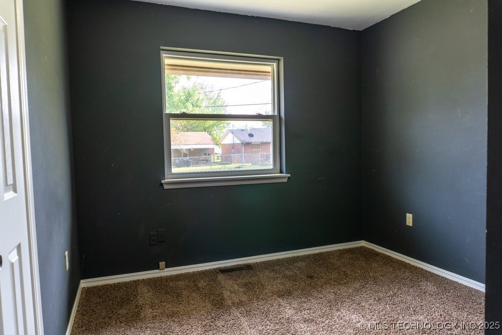 114 Aspen Drive Property Photo 5