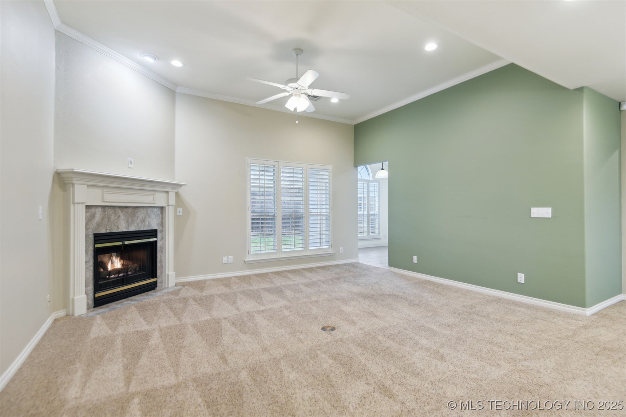 8921 E 62nd Court Property Photo 11