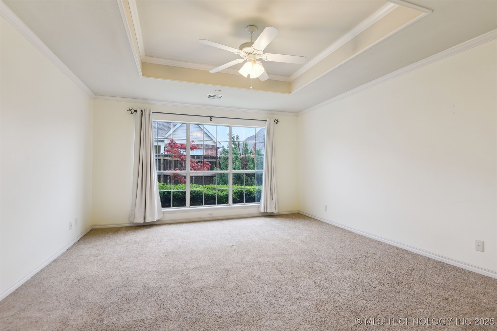 8921 E 62nd Court Property Photo 22