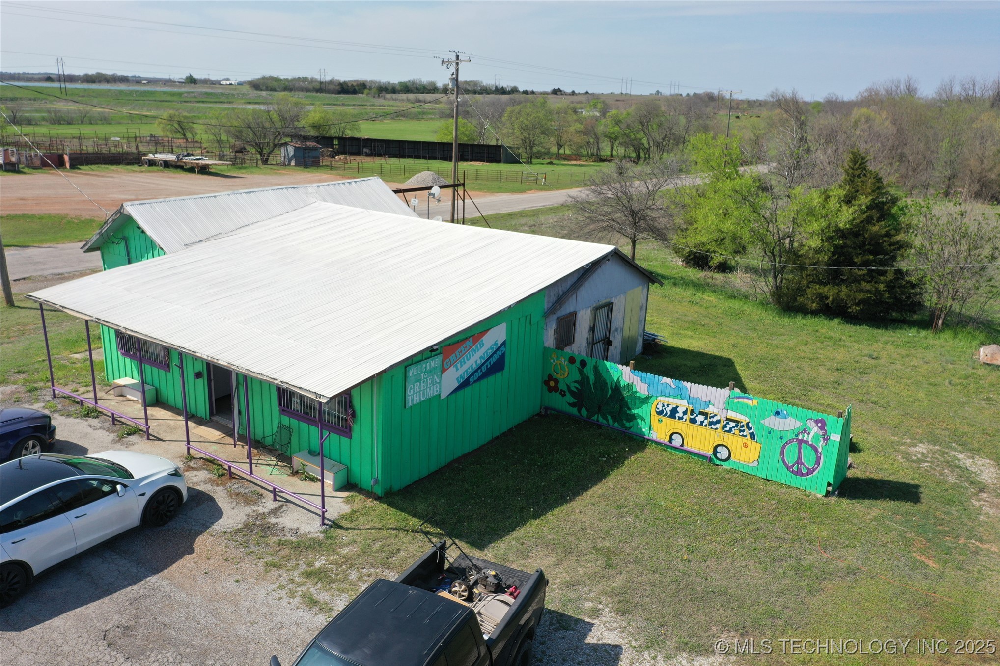 31027 Us Hwy 70 Property Photo 2