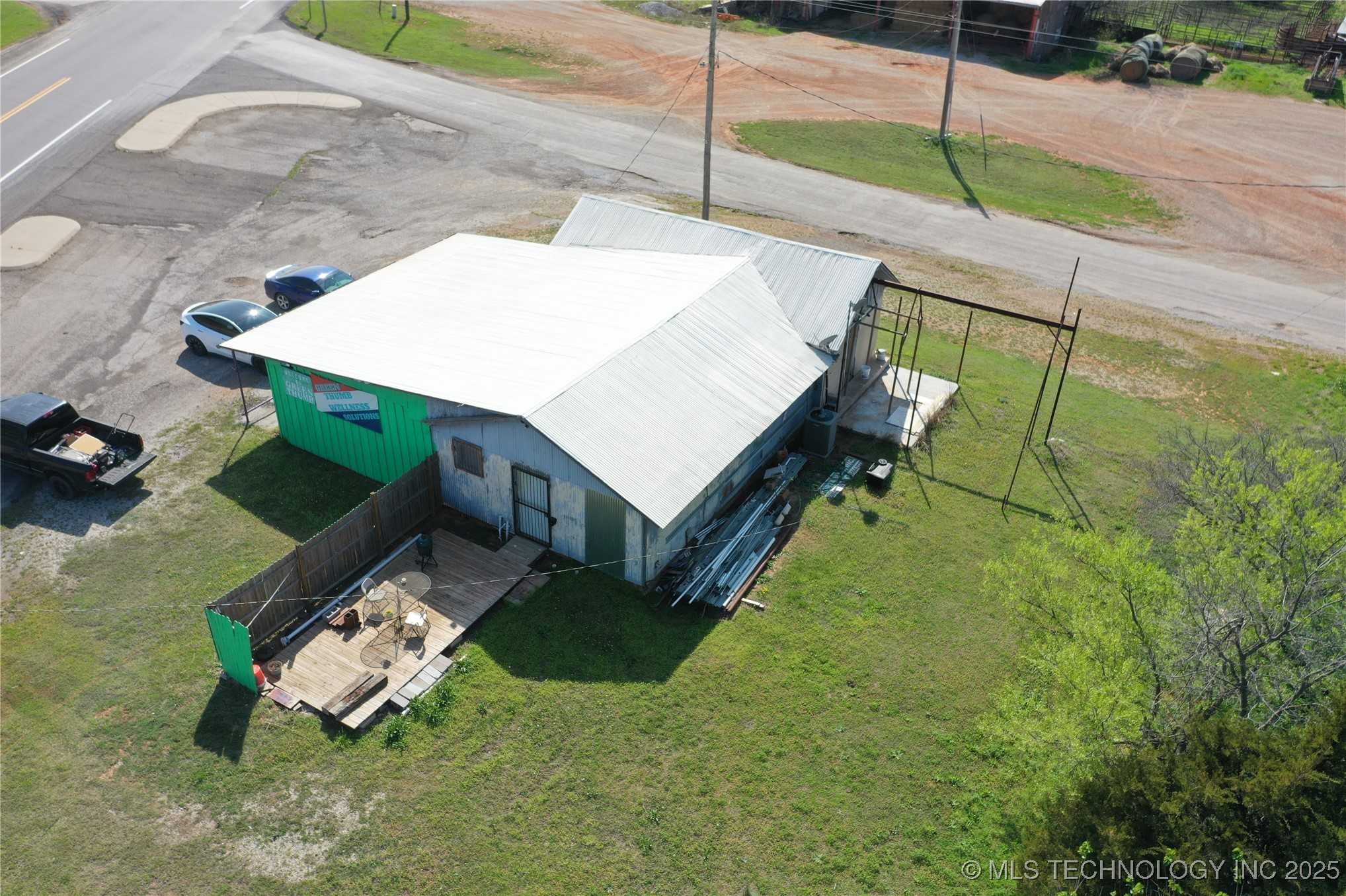 31027 Us Hwy 70 Property Photo 5