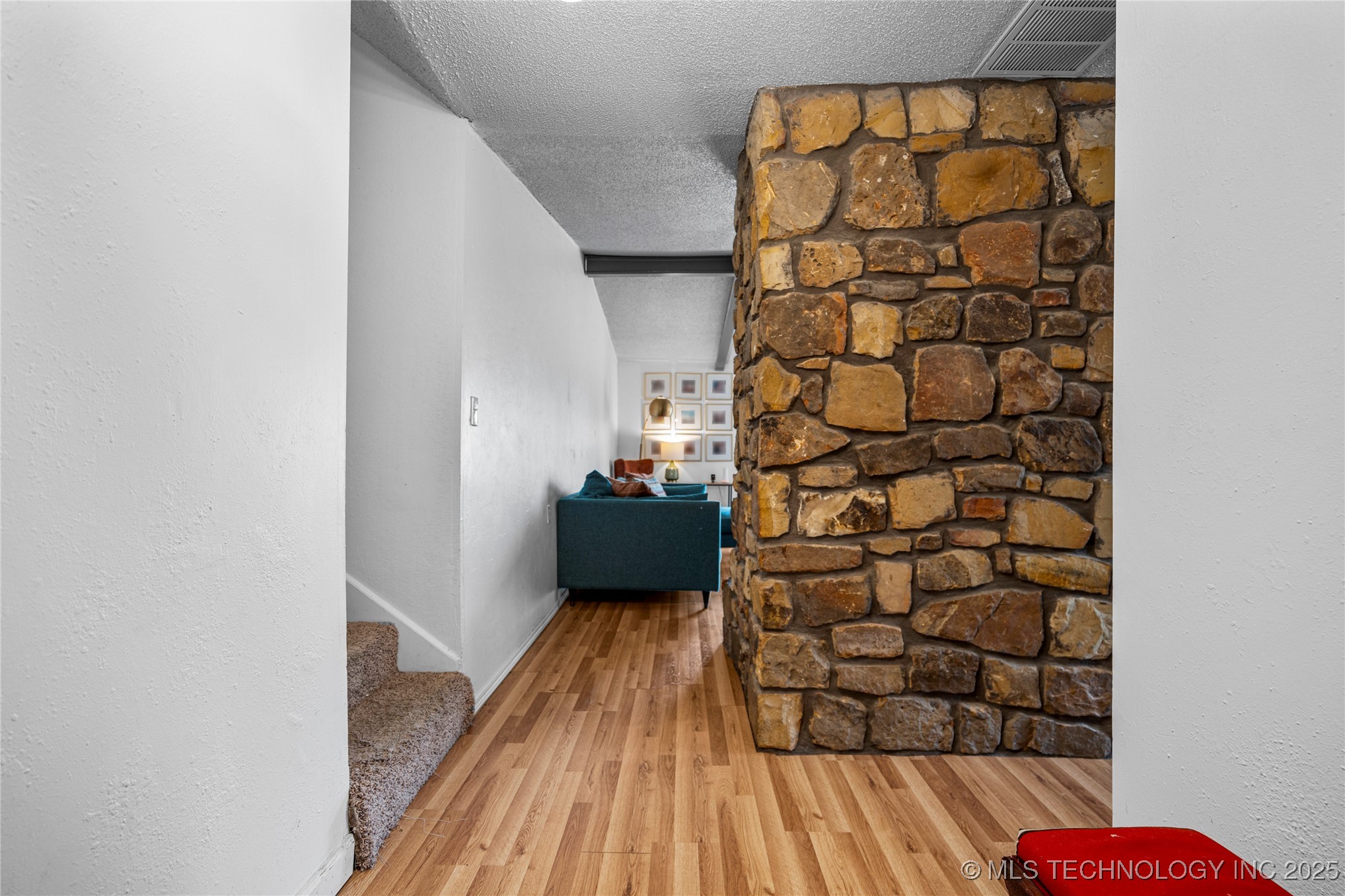 2414 W Newton Court Property Photo 11