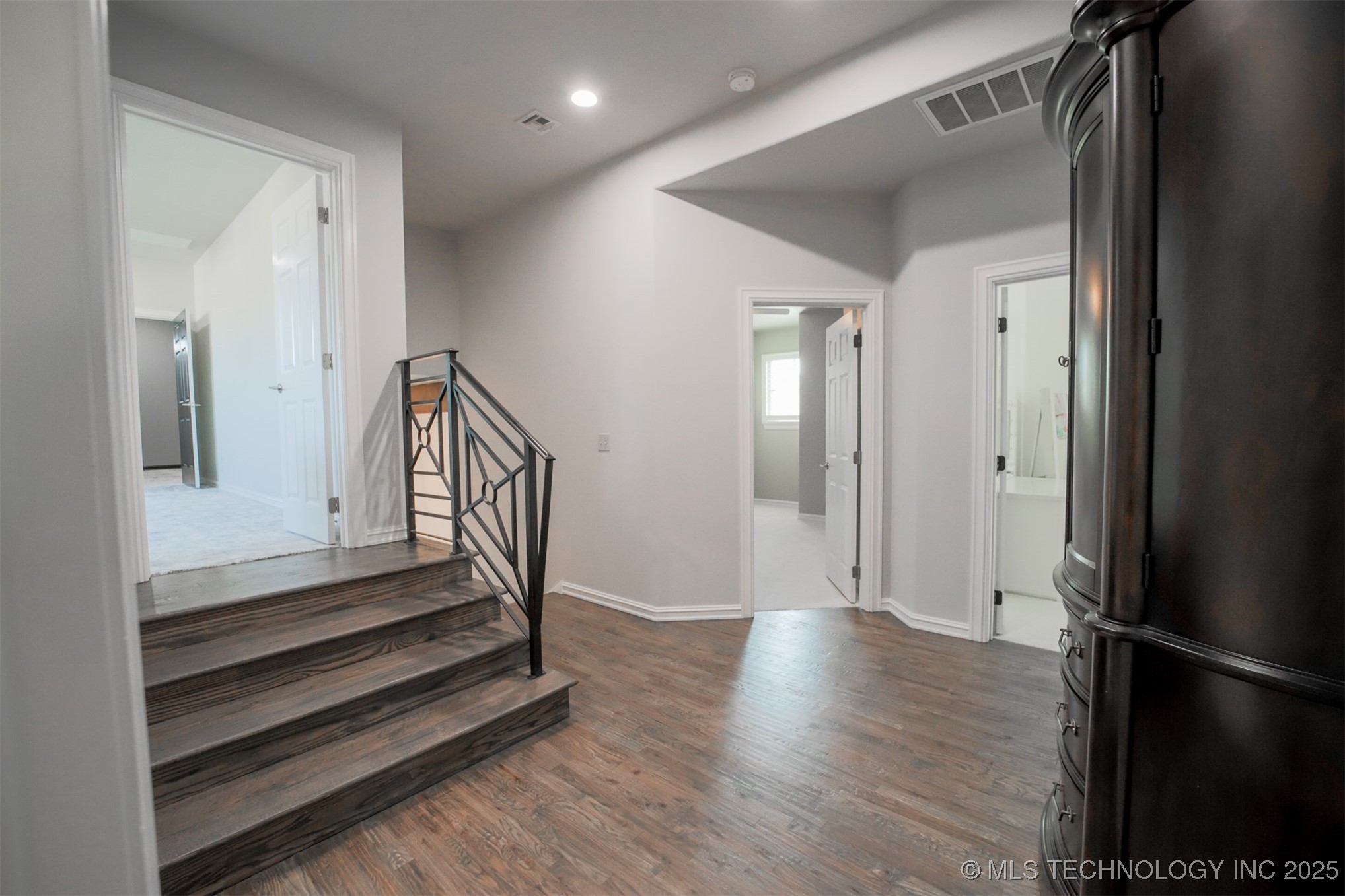 5716 W Austin Street Property Photo 52