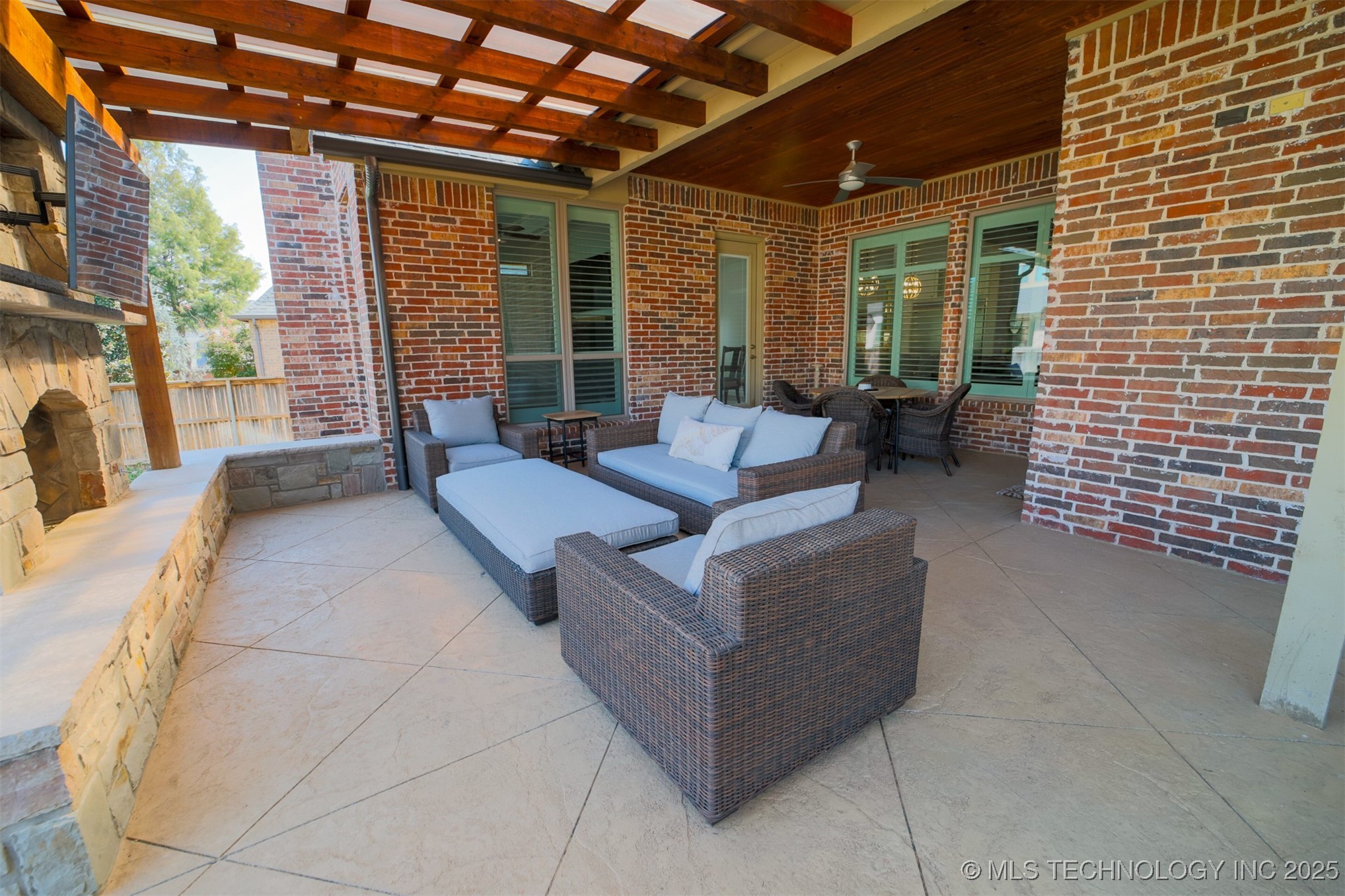 5716 W Austin Street Property Photo 74