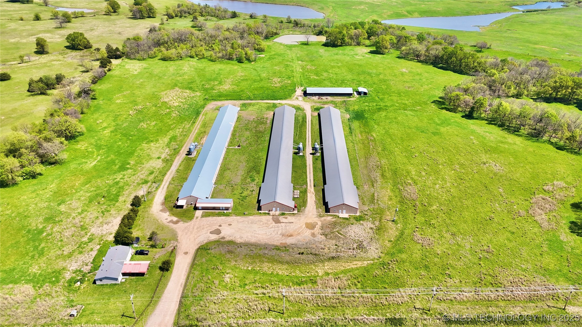 30607 S Fish Creek Road Property Photo 3