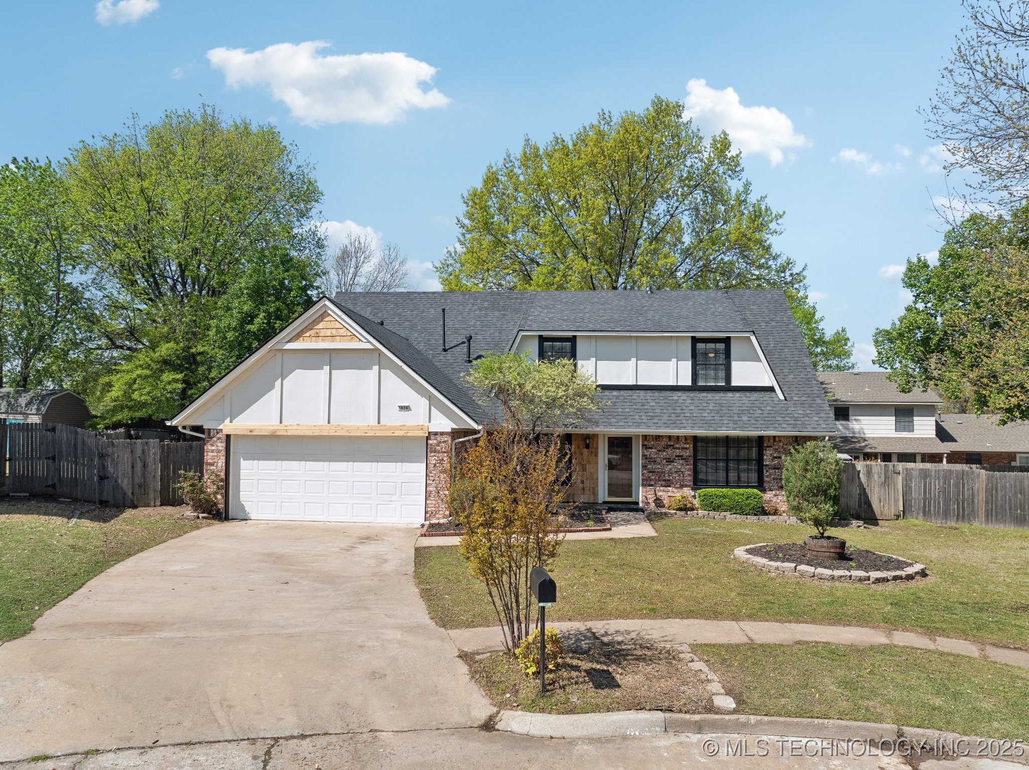 1626 S Beech Court Property Photo 23
