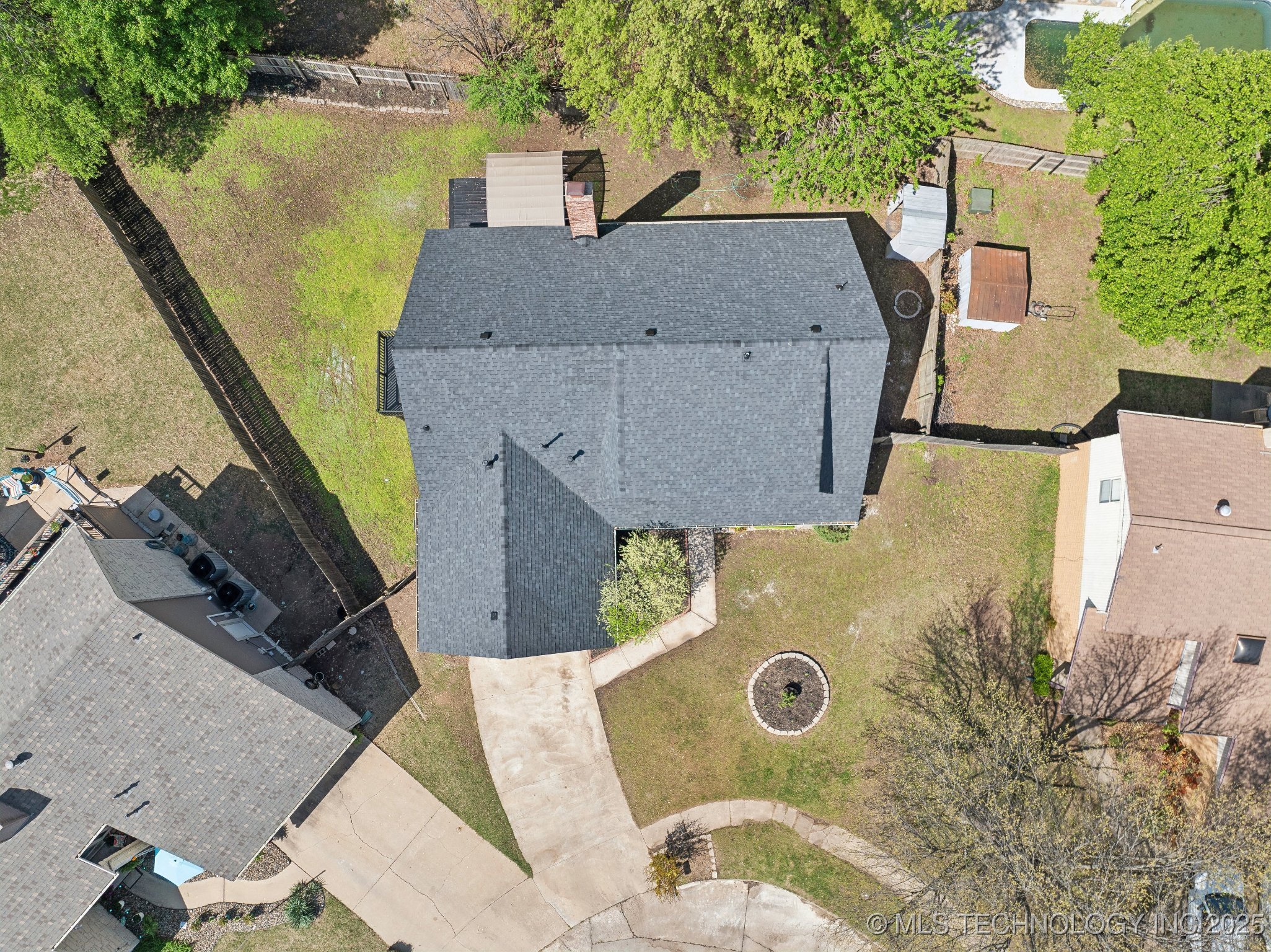 1626 S Beech Court Property Photo 24