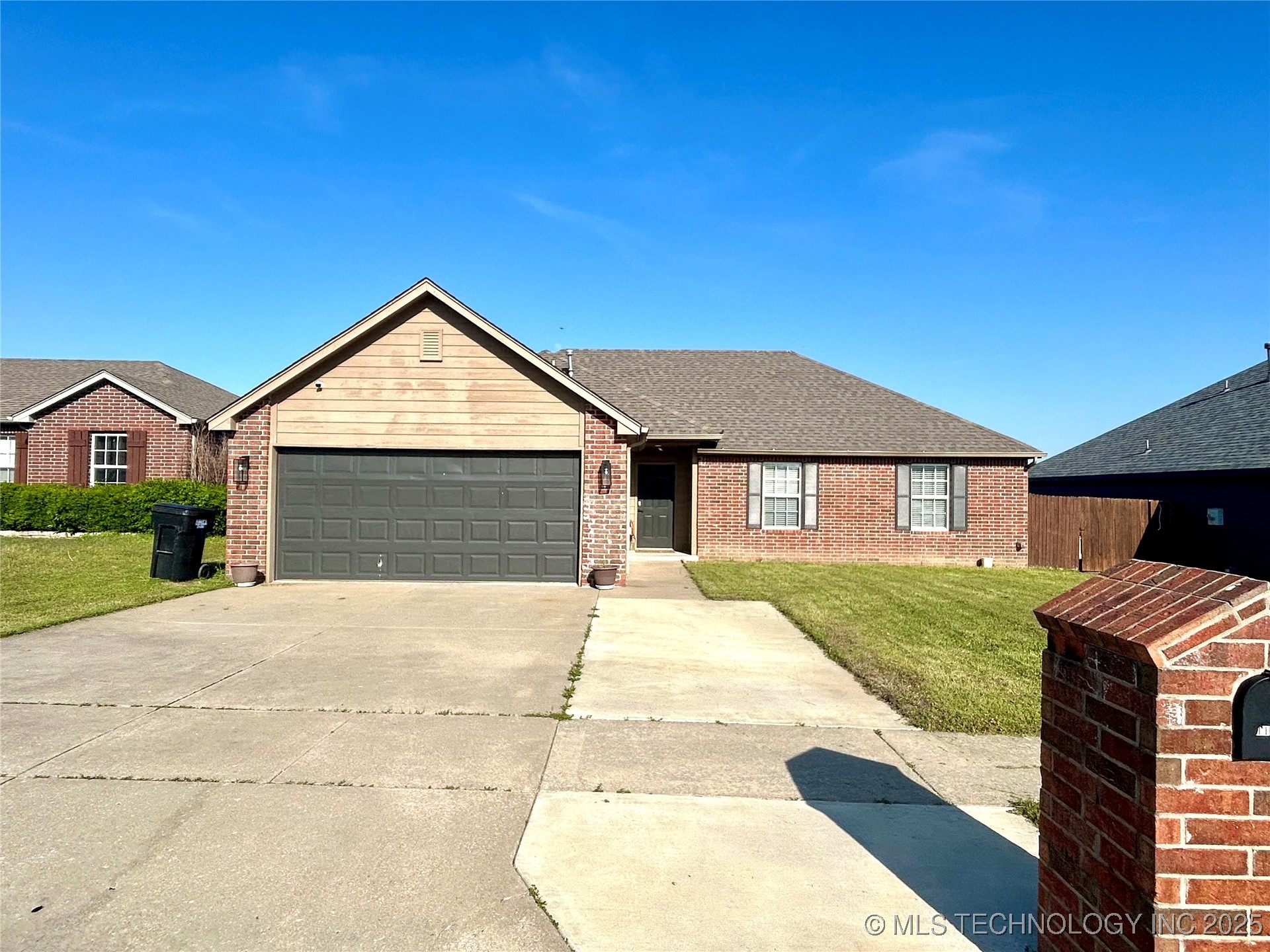 1110 S Catalina Drive Property Photo