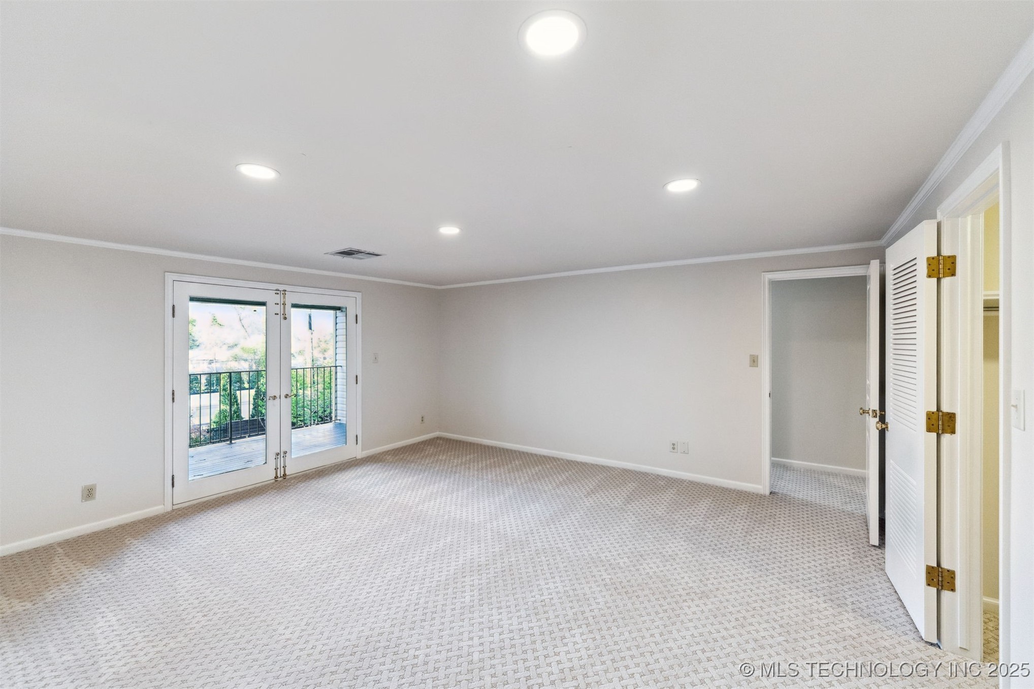 2151 E 27th Street Property Photo 56
