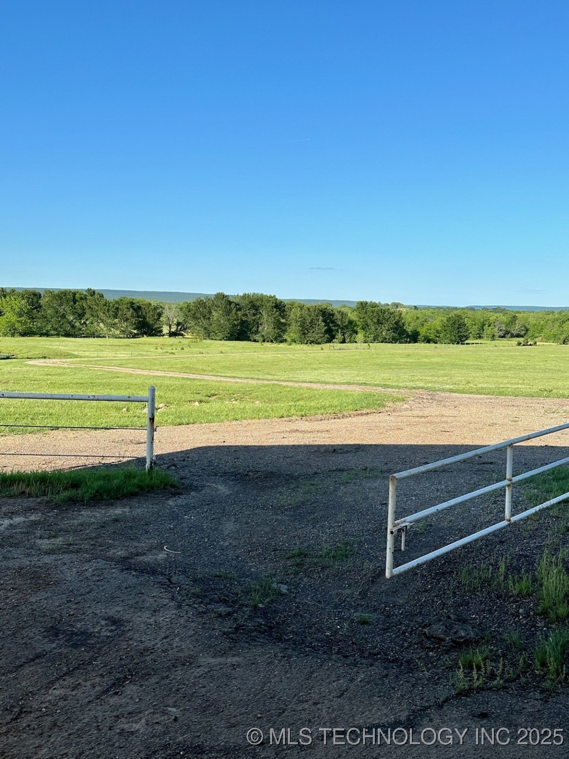 1331 N Push Co Line Property Photo 3