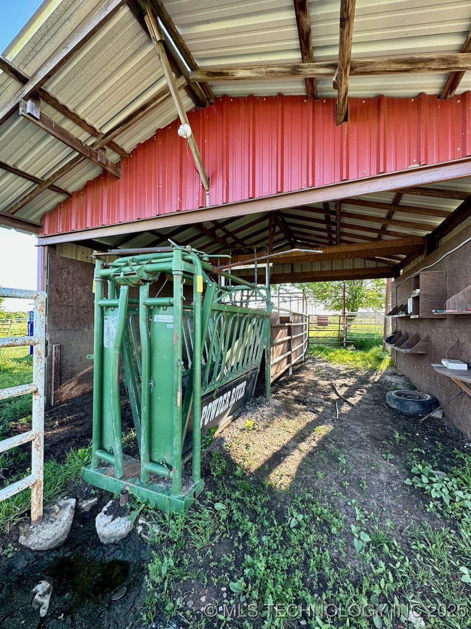 1331 N Push Co Line Property Photo 9