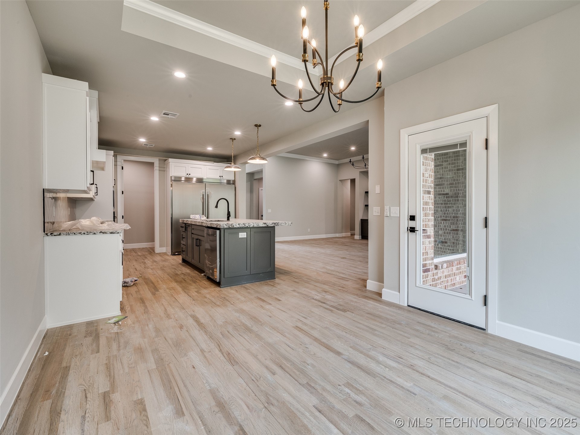 7119 S Tamarack Avenue Property Photo 33