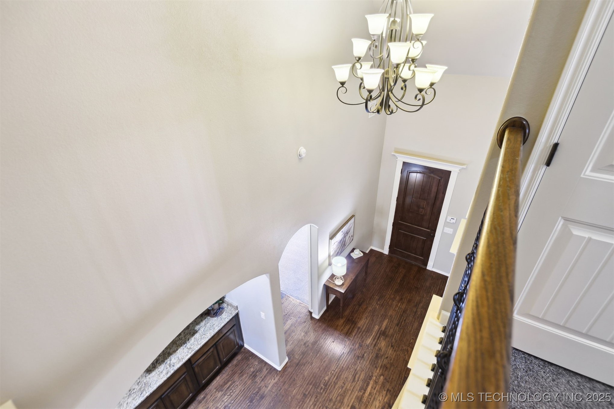 7204 S Sycamore Avenue Property Photo 43