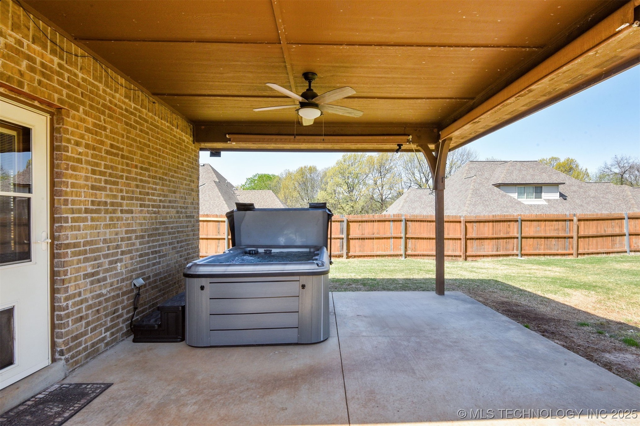 7204 S Sycamore Avenue Property Photo 53