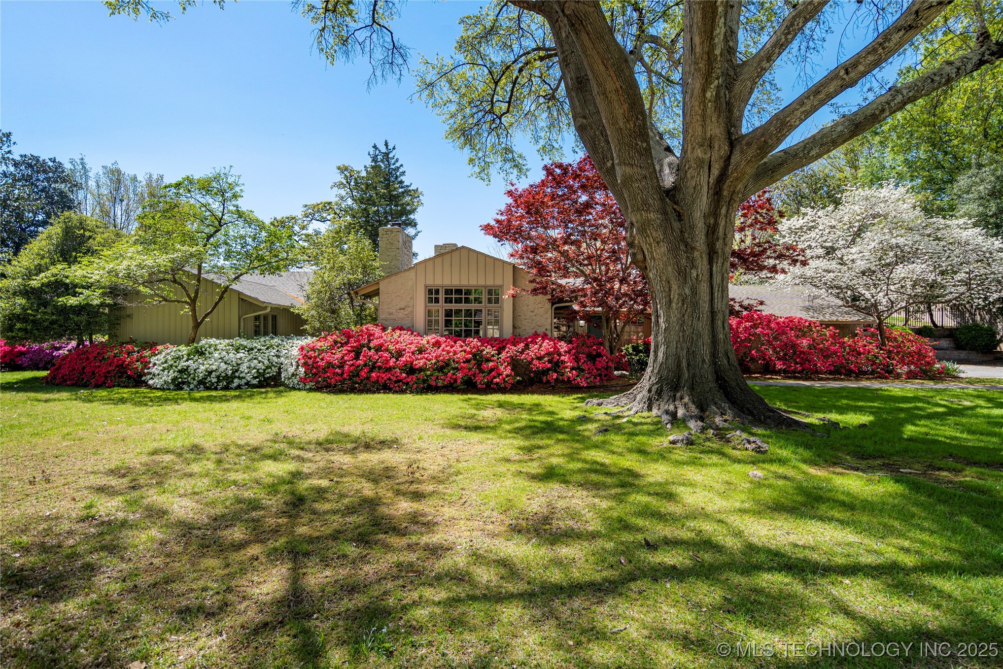 4136 S Wheeling Avenue Property Photo
