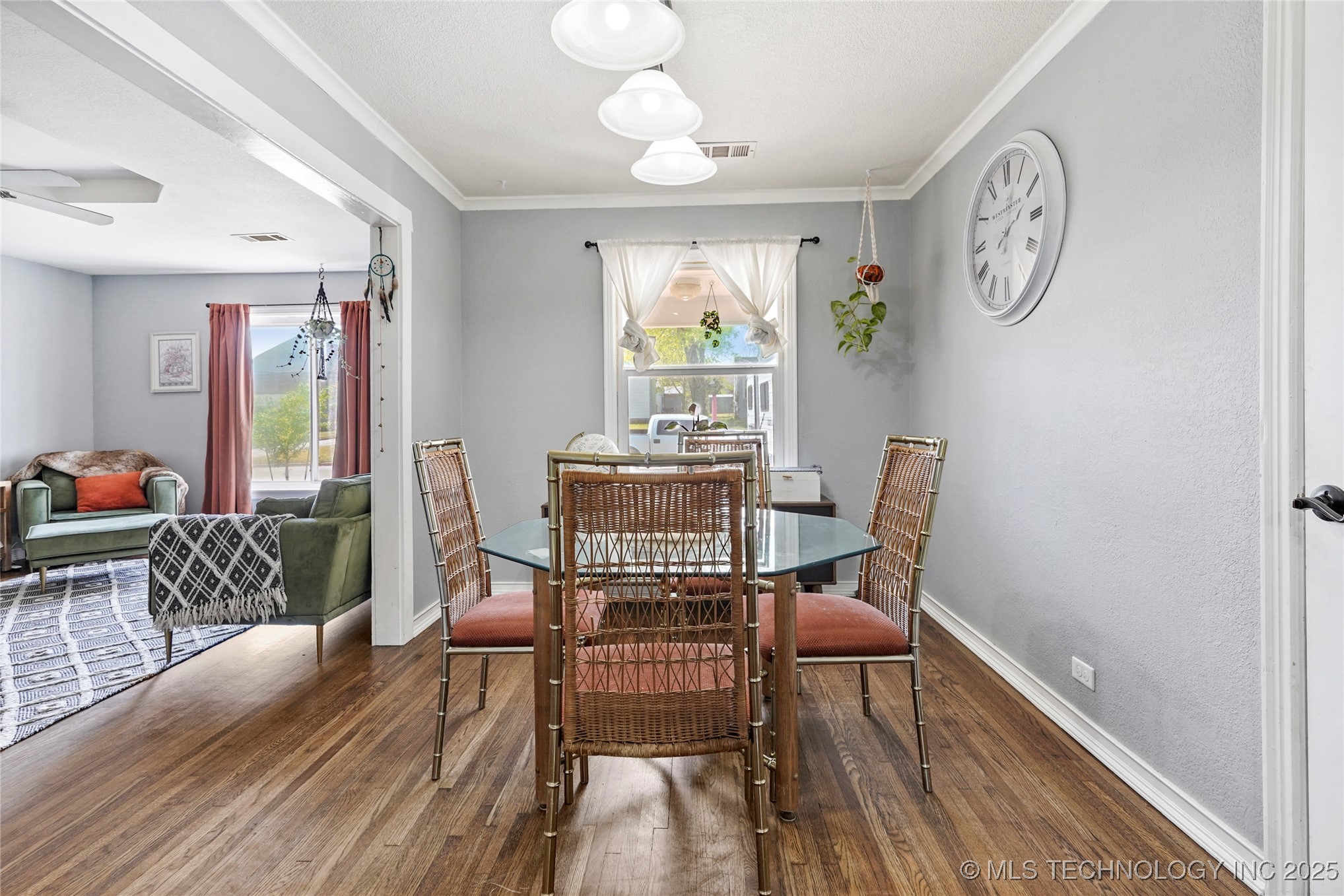 1247 S Darlington Avenue Property Photo 10