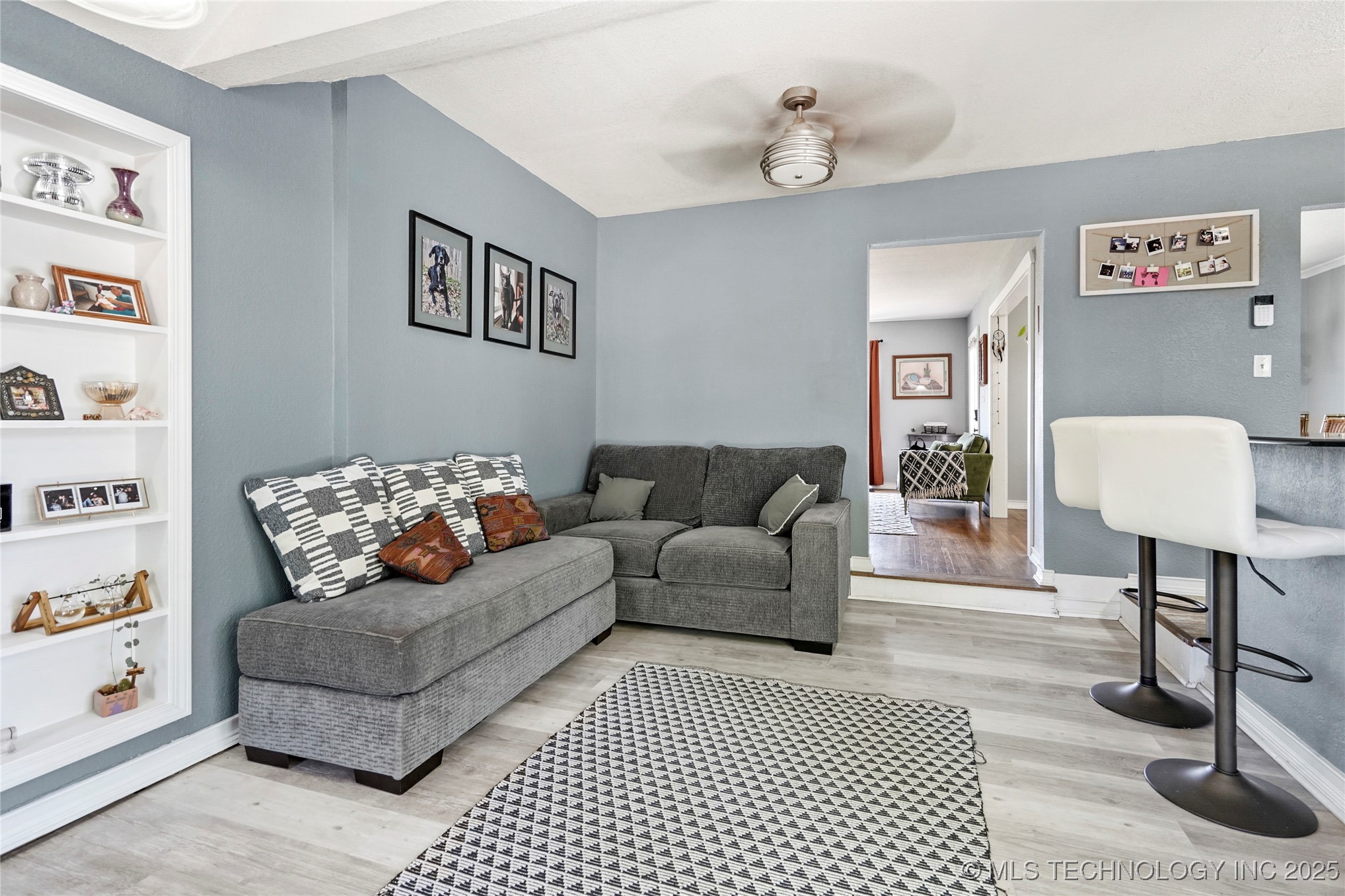 1247 S Darlington Avenue Property Photo 16