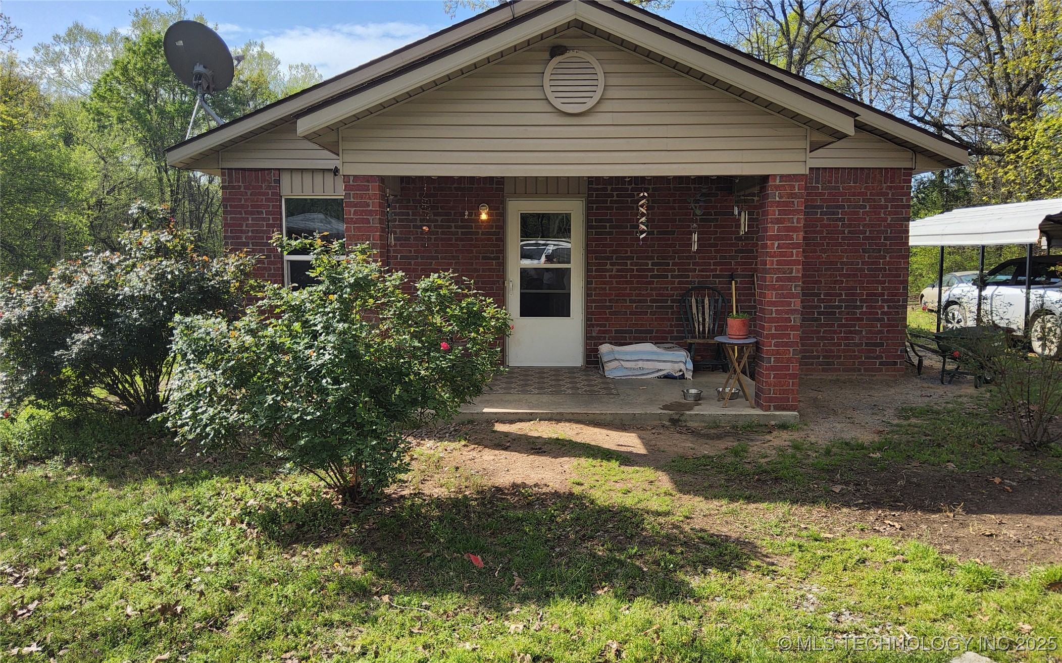 699 Cox Property Photo 1