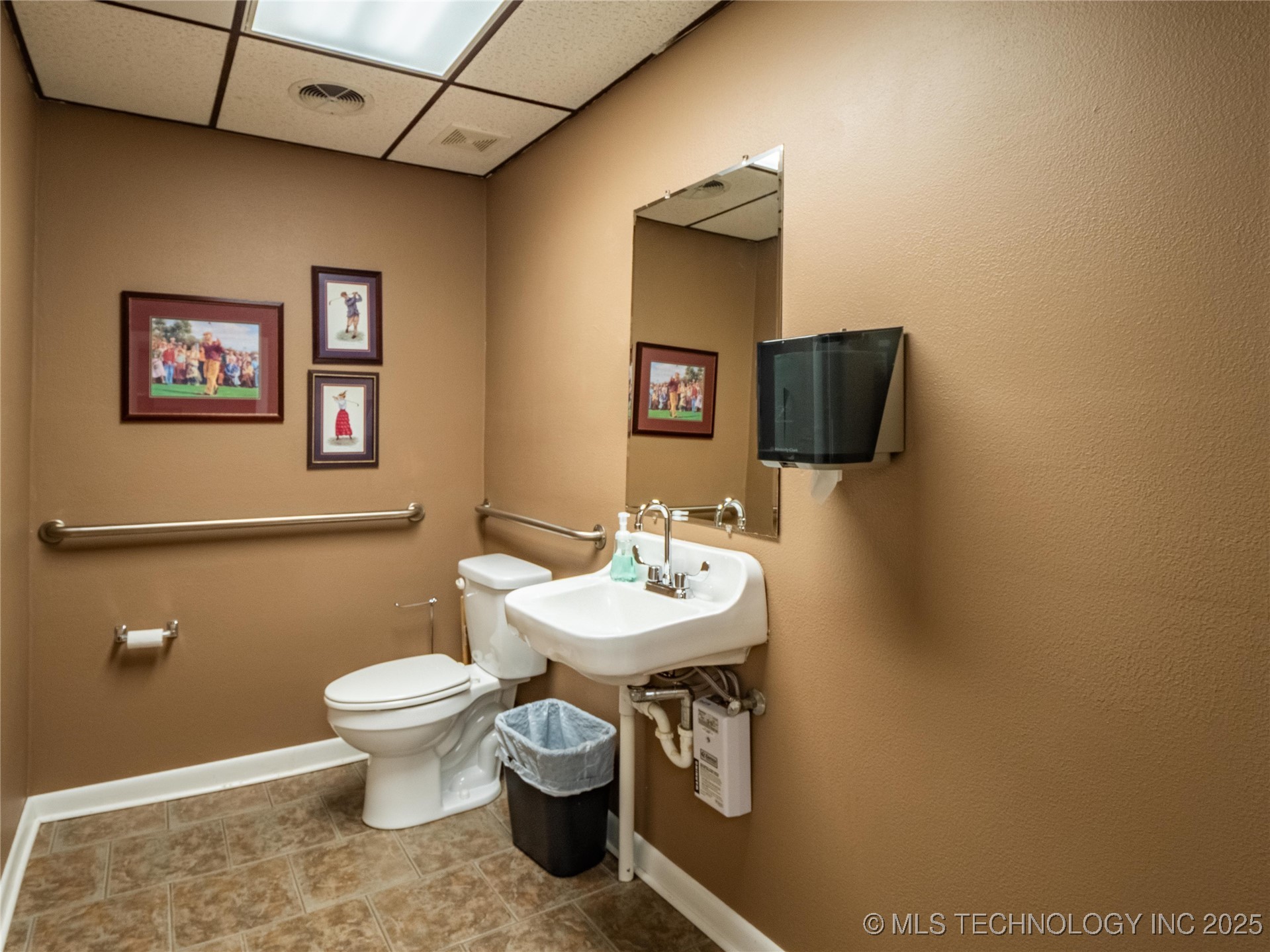 100 E Carl Albert Property Photo 23