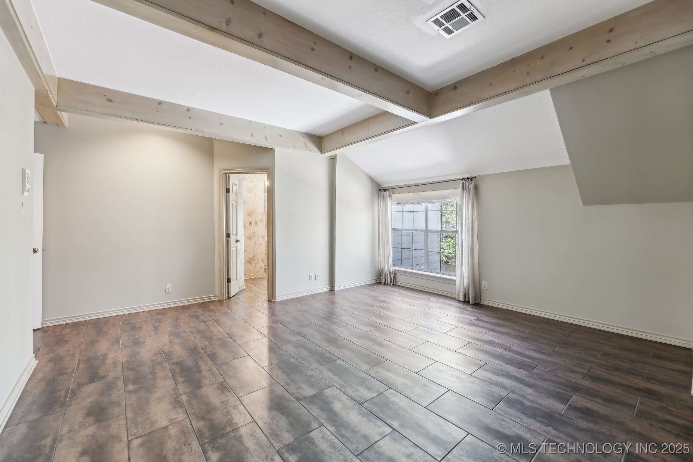 10126 S Granite Avenue Property Photo 24