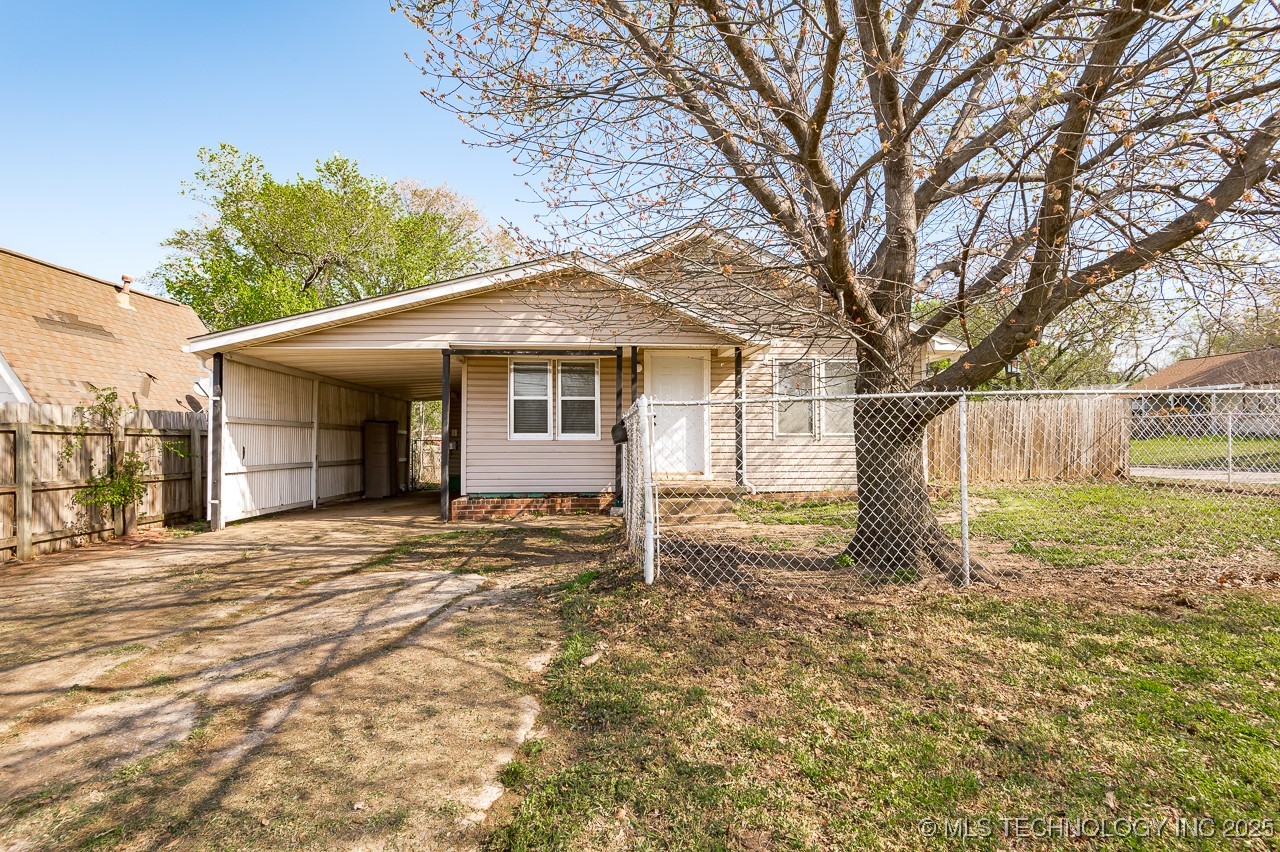 1224 E 3rd Avenue Property Photo