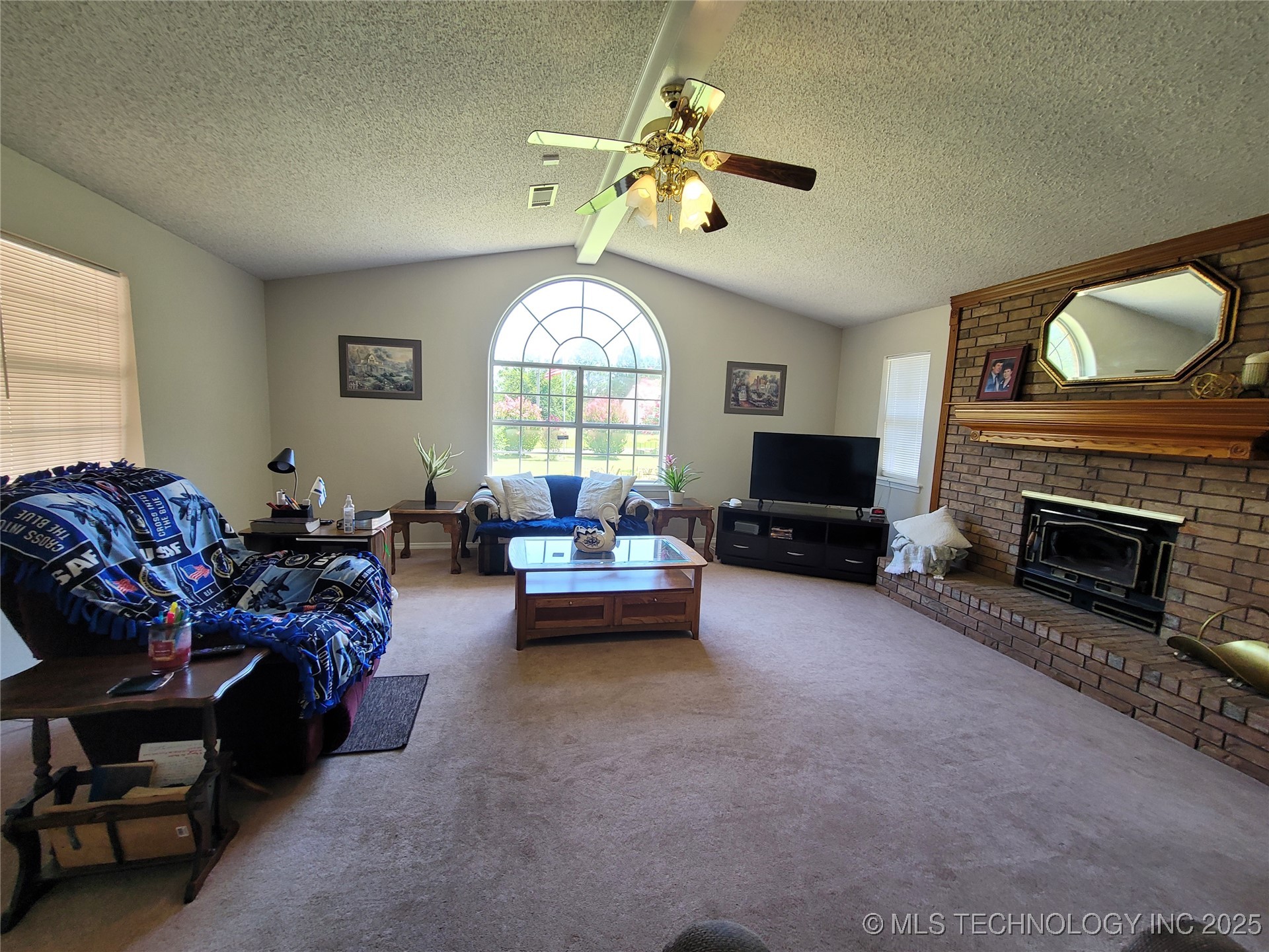 351 Hamilton Road Property Photo 12