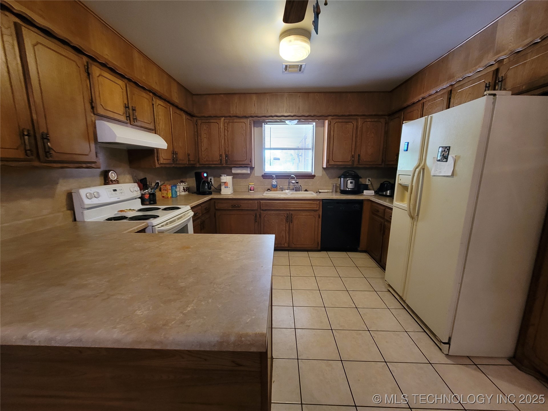 351 Hamilton Road Property Photo 25
